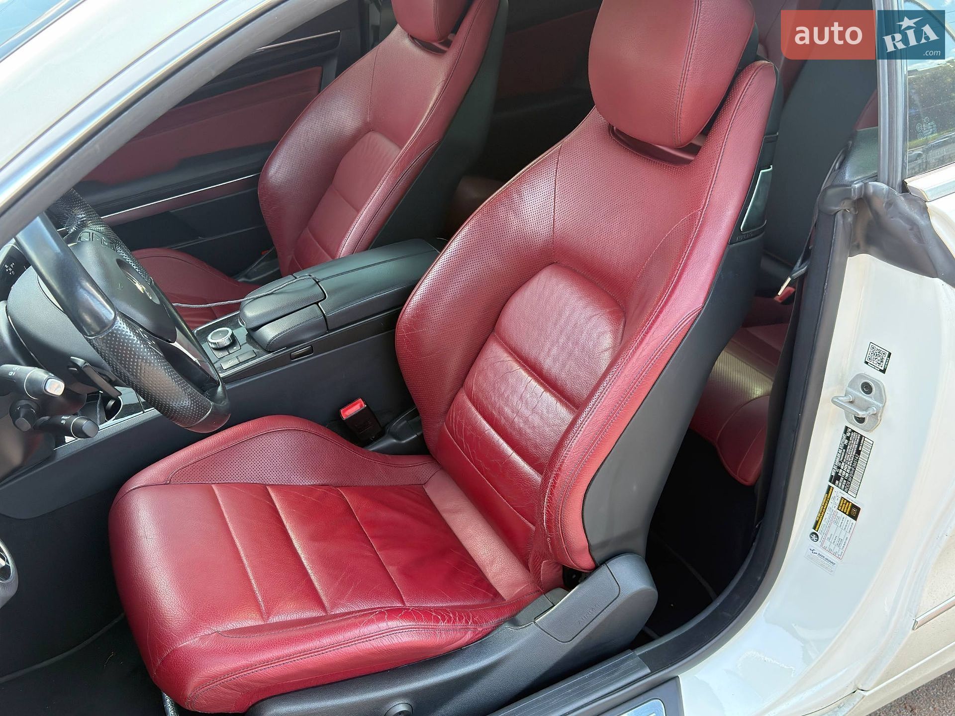 Mercedes-Benz E-Class 2016 VIN WDDKJ6FB9HF360142 фото оголошення 14 з 27