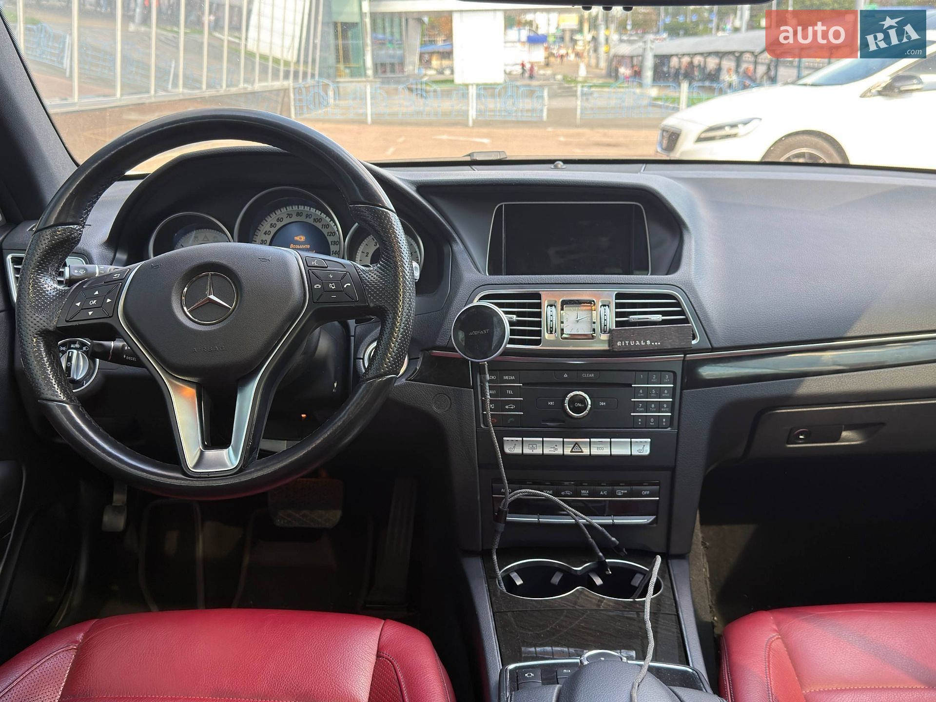 Mercedes-Benz E-Class 2016 VIN WDDKJ6FB9HF360142 фото оголошення 18 з 27