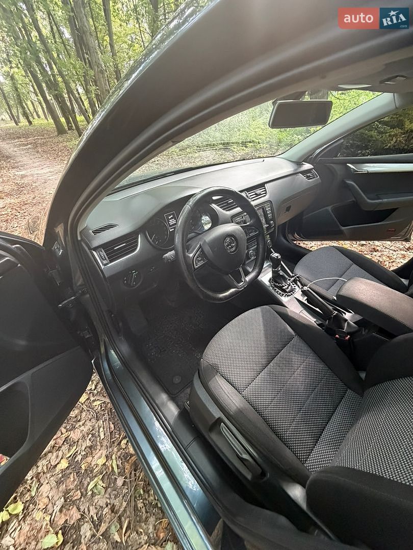 Skoda Octavia 2016 VIN TMBJJ7NE7G0166430 фото оголошення 7 з 13