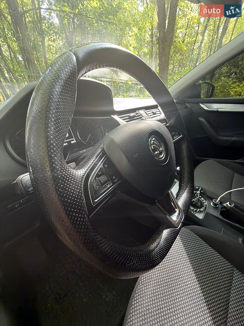 Skoda Octavia 2016 VIN TMBJJ7NE7G0166430 фото оголошення 12 з 13