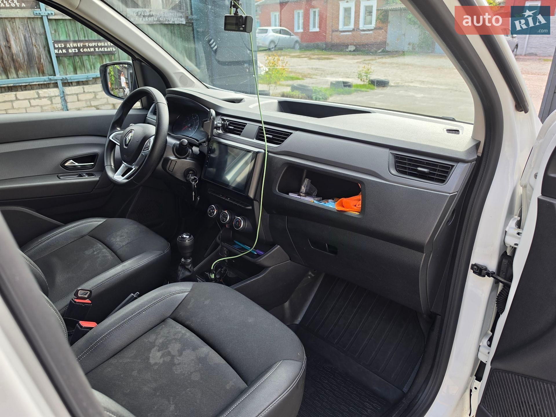 Renault Express 2023 VIN VF1RJK00771205981 фото оголошення 4 з 8