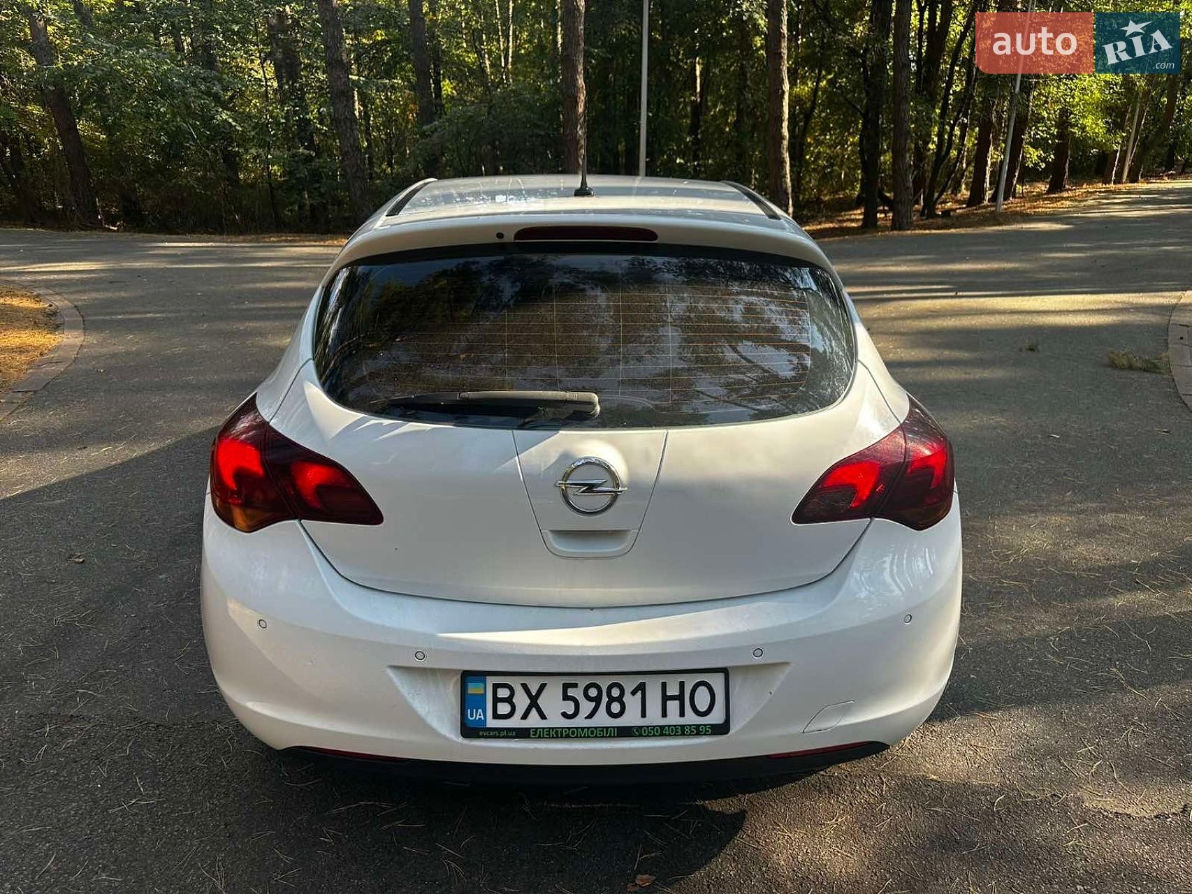 Opel Astra 2011 VIN W0LPF6EG0BG127023 фото оголошення 4 з 12