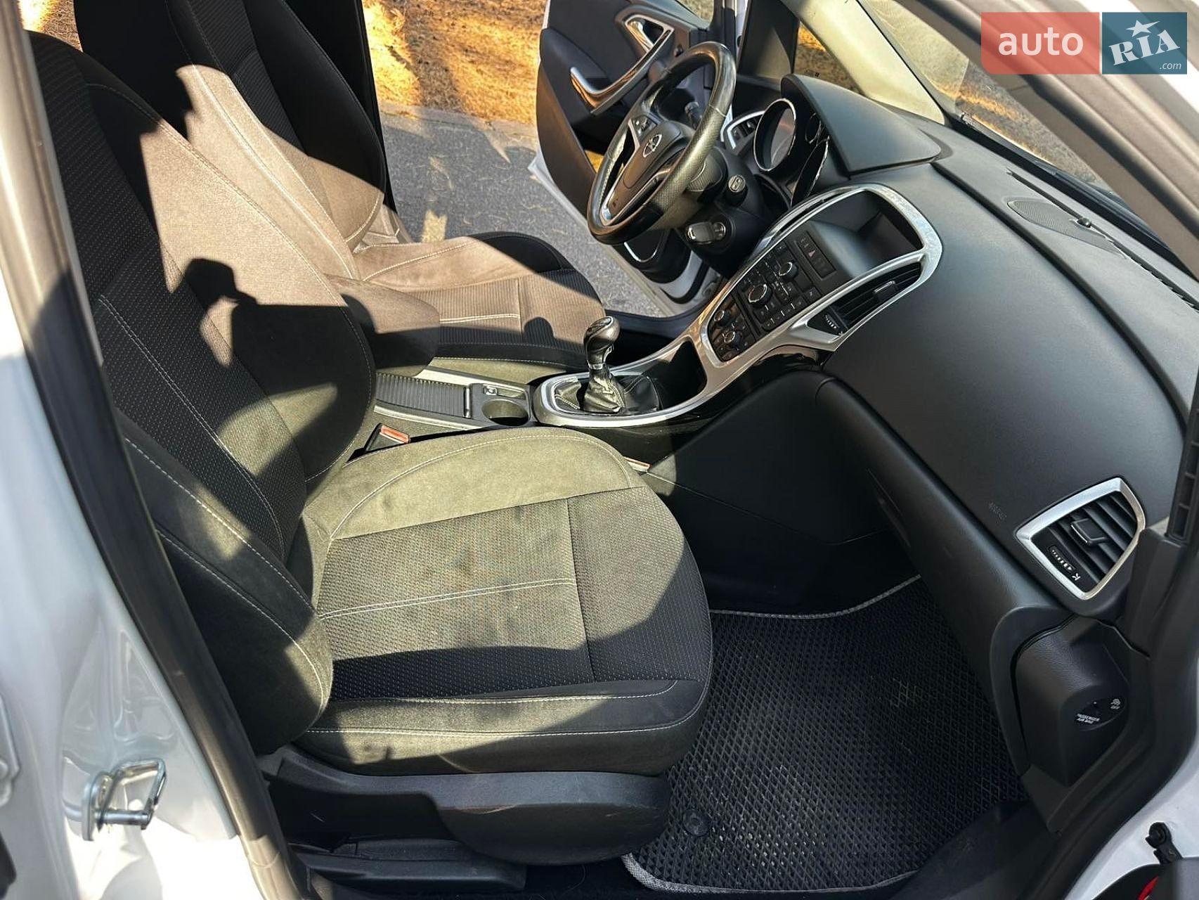 Opel Astra 2011 VIN W0LPF6EG0BG127023 фото оголошення 12 з 12