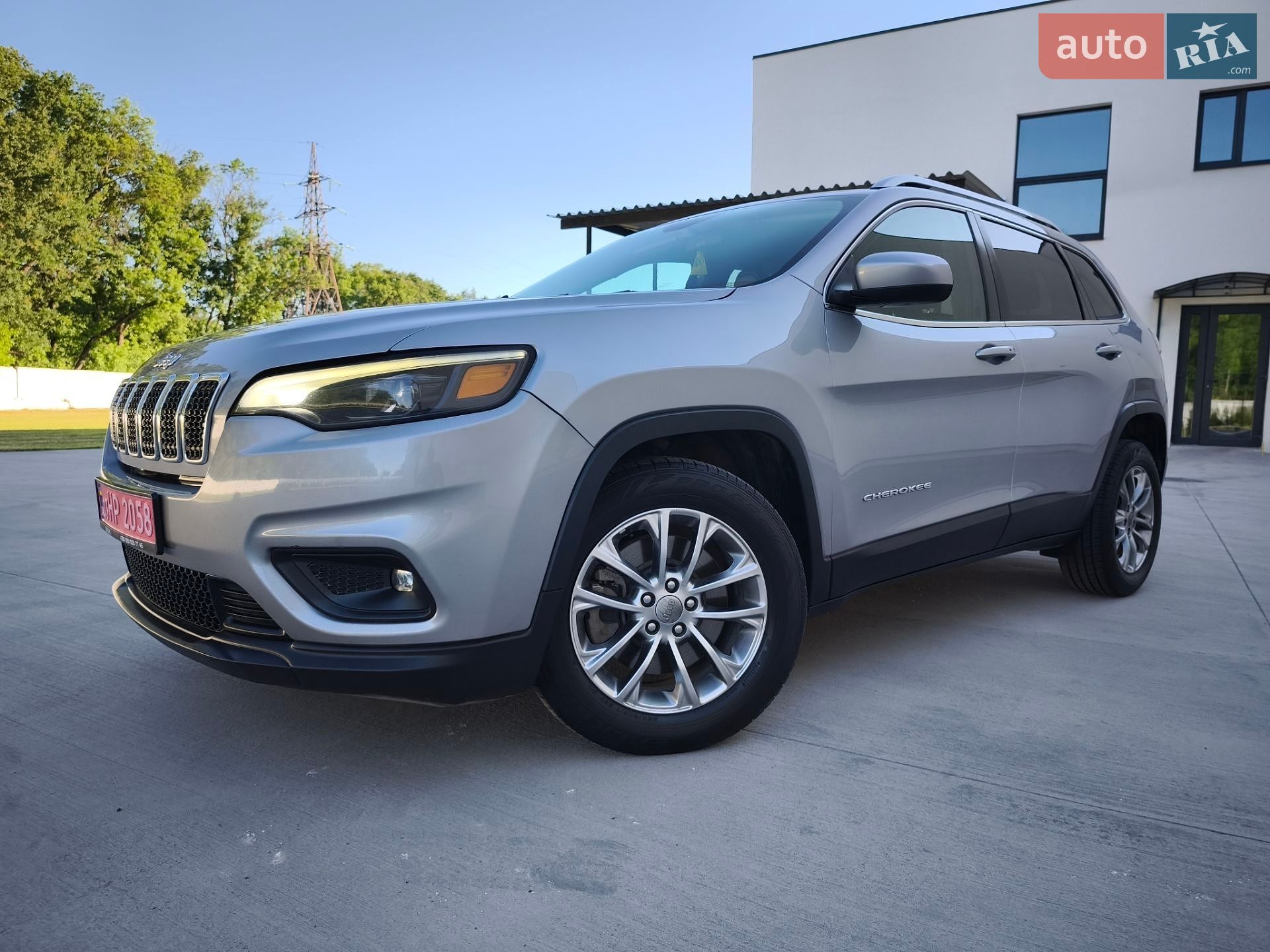 Jeep Cherokee 2019 VIN 1C4PJLLB7KD202422 фото оголошення 18 з 24