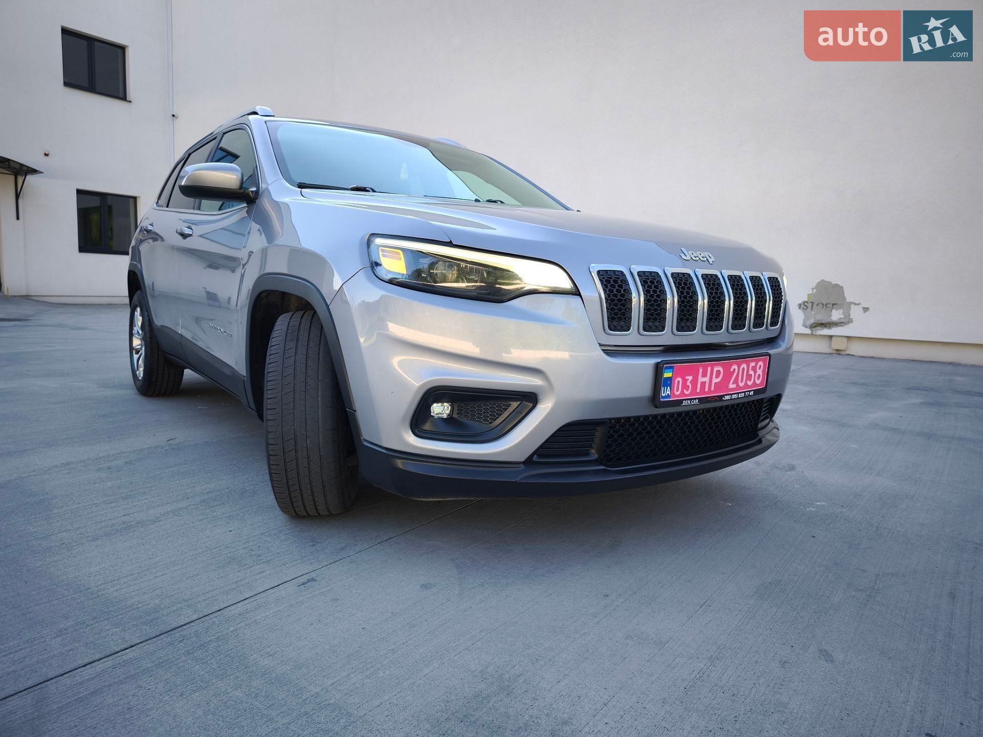 Jeep Cherokee 2019 VIN 1C4PJLLB7KD202422 фото оголошення 17 з 24