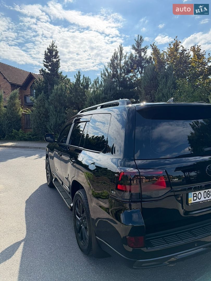 Toyota Land Cruiser 2017 VIN JTMCV02J404218987 фото оголошення 10 з 21