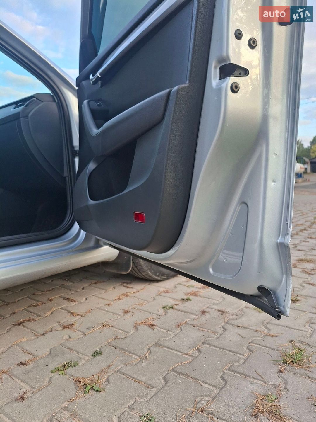 Skoda Octavia 2013 VIN TMBAG7NE1E0016034 фото оголошення 8 з 21
