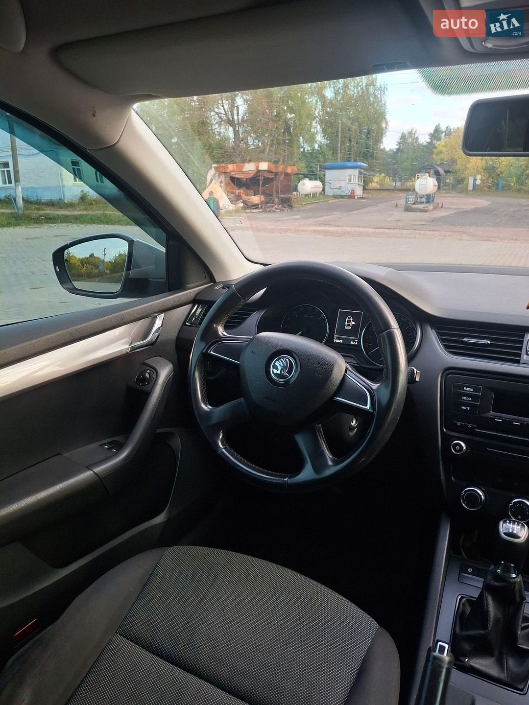 Skoda Octavia 2013 VIN TMBAG7NE1E0016034 фото оголошення 4 з 21