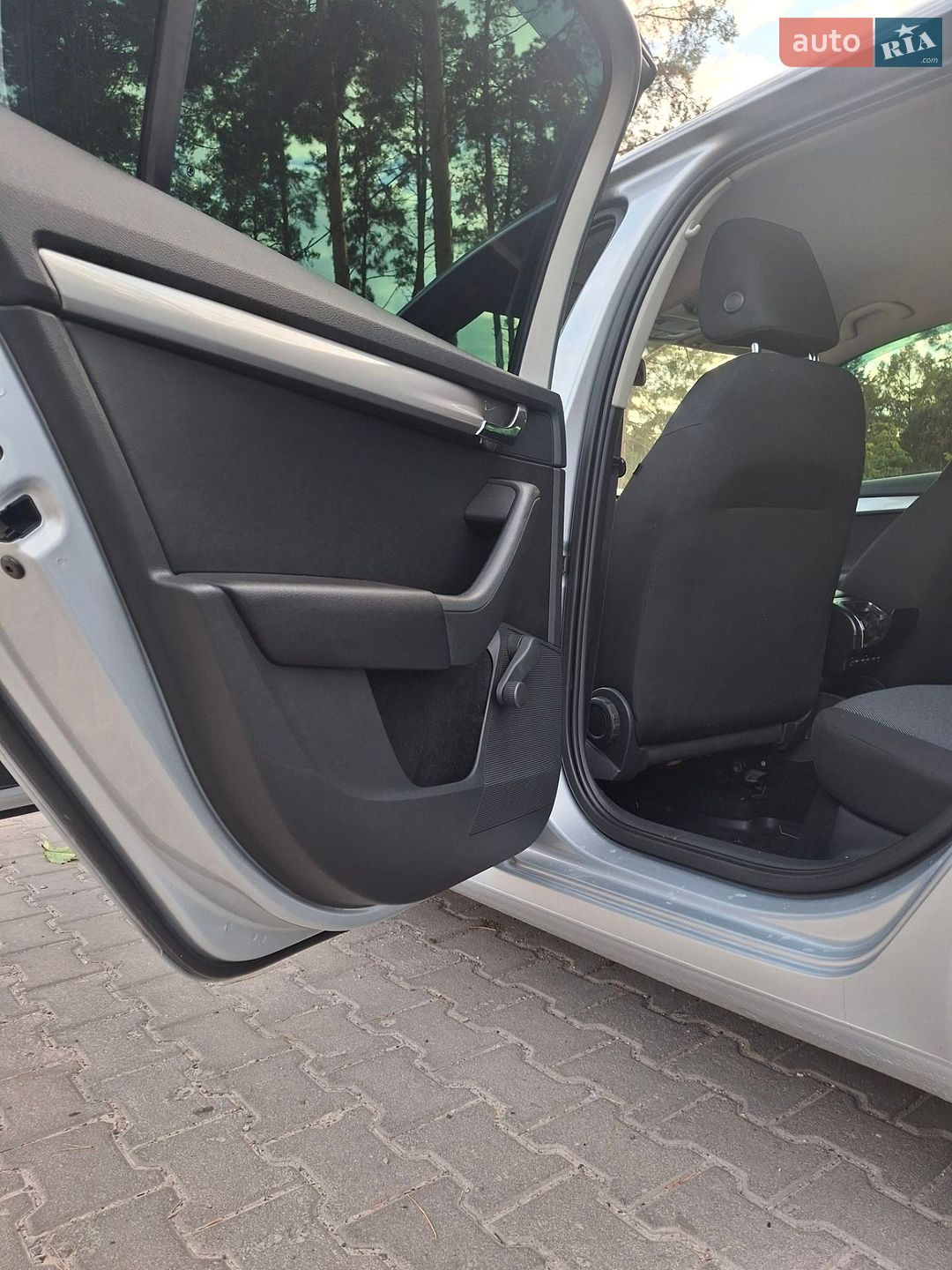 Skoda Octavia 2013 VIN TMBAG7NE1E0016034 фото оголошення 12 з 21