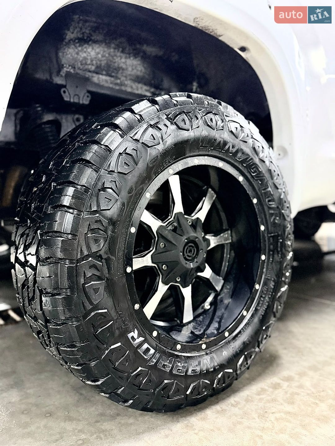 Toyota Tundra 2010 VIN 5TFRU5F14BX024935 фото оголошення 22 з 29