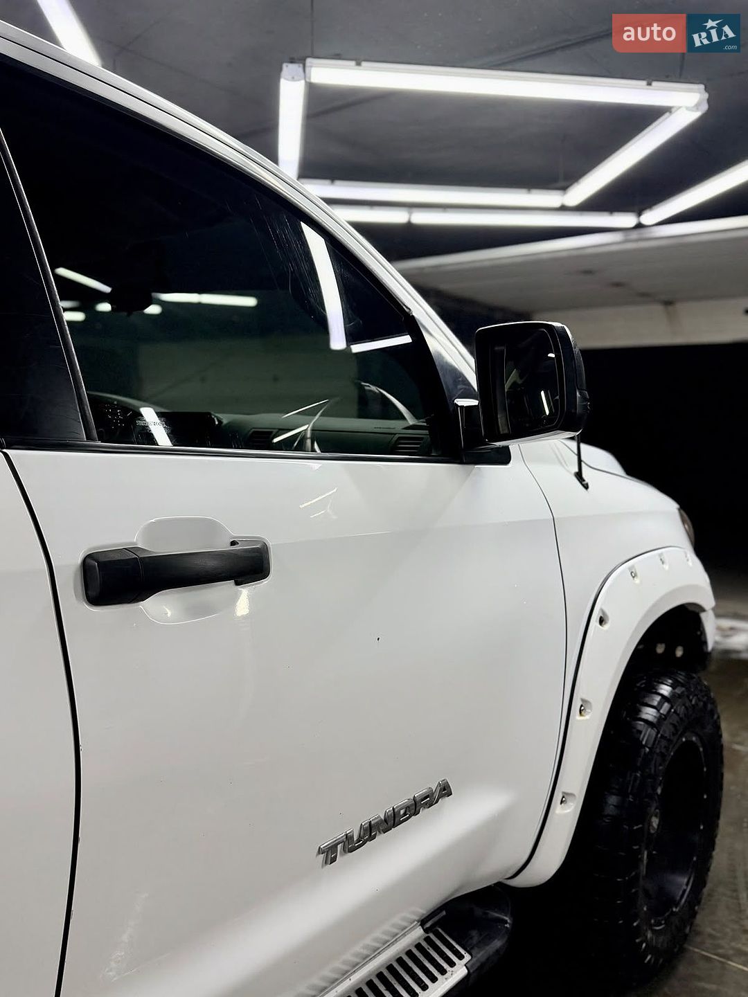 Toyota Tundra 2010 VIN 5TFRU5F14BX024935 фото оголошення 7 з 29