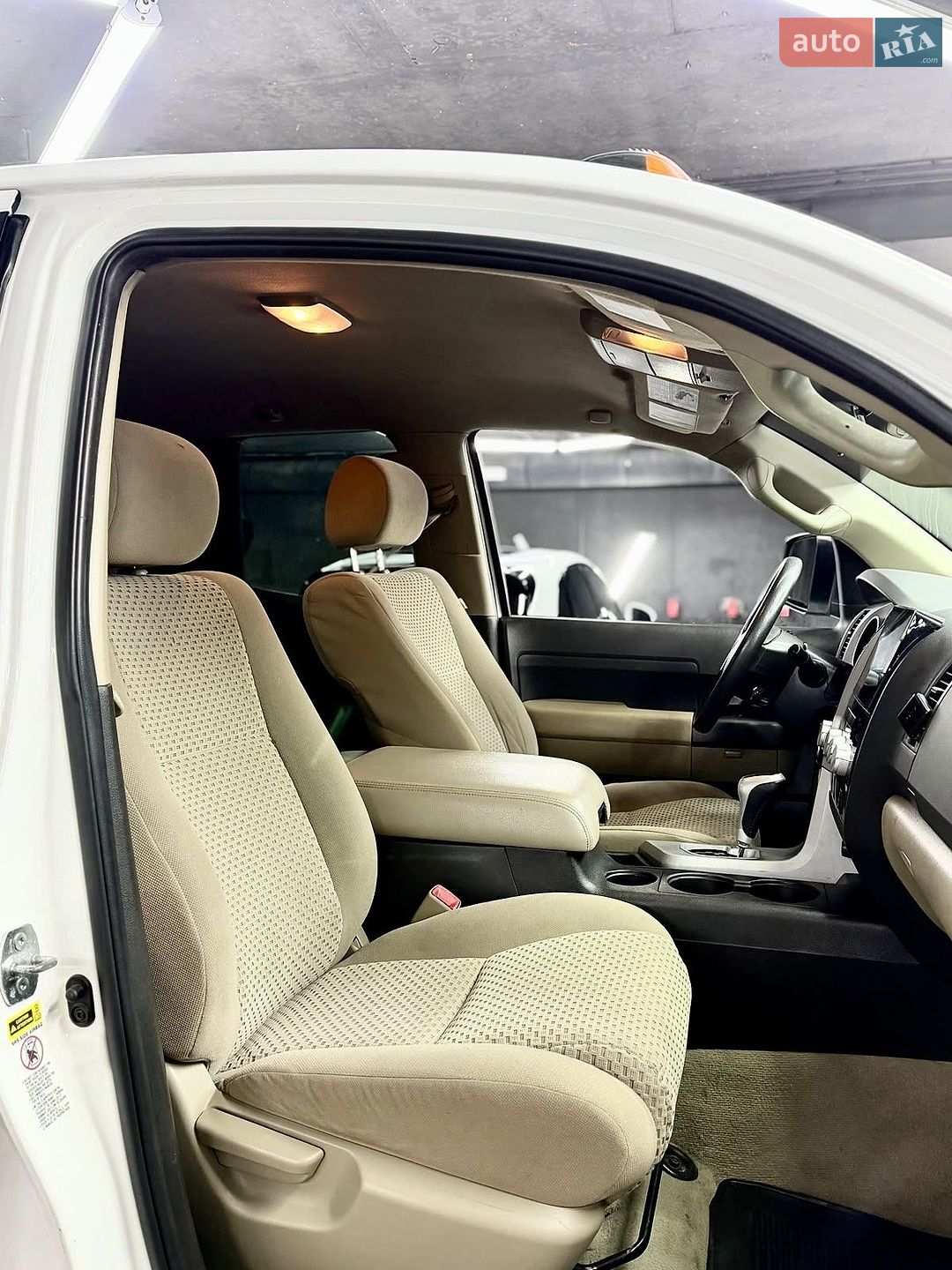Toyota Tundra 2010 VIN 5TFRU5F14BX024935 фото оголошення 23 з 29