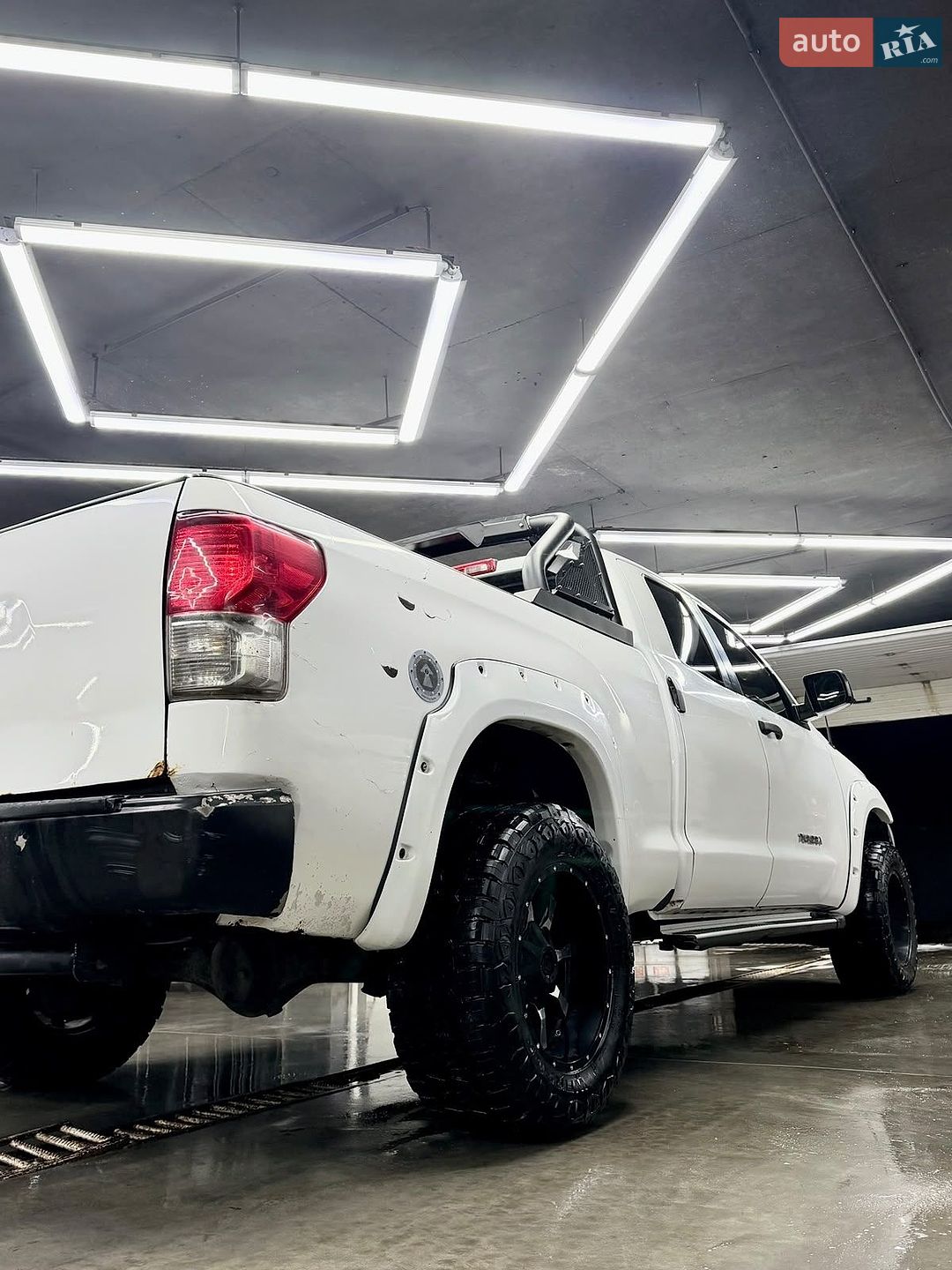 Toyota Tundra 2010 VIN 5TFRU5F14BX024935 фото оголошення 12 з 29