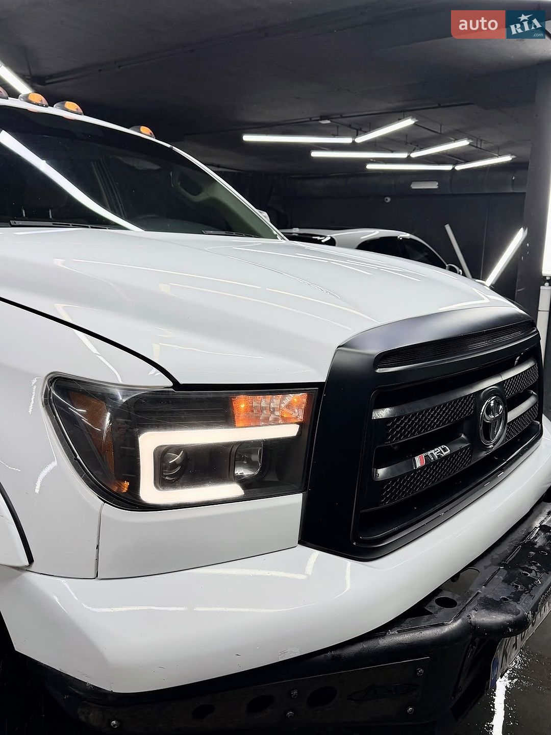 Toyota Tundra 2010 VIN 5TFRU5F14BX024935 фото оголошення 27 з 29