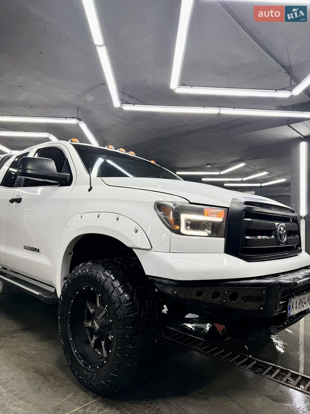 Toyota Tundra 2010 VIN 5TFRU5F14BX024935 фото оголошення 3 з 29
