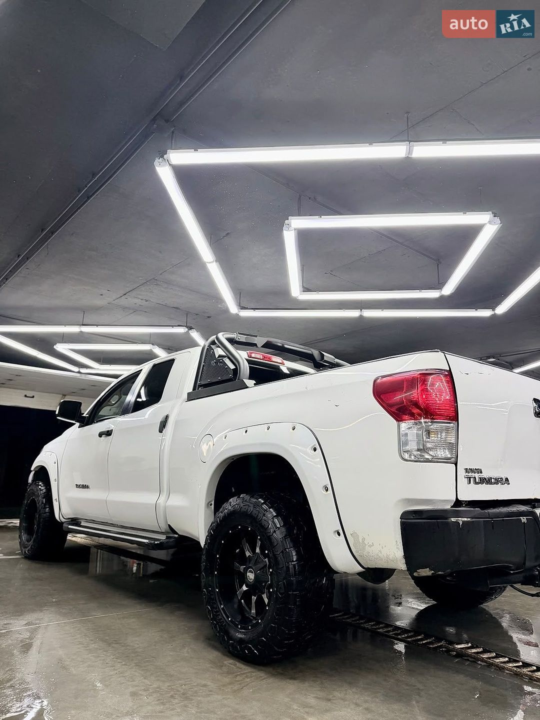 Toyota Tundra 2010 VIN 5TFRU5F14BX024935 фото оголошення 14 з 29