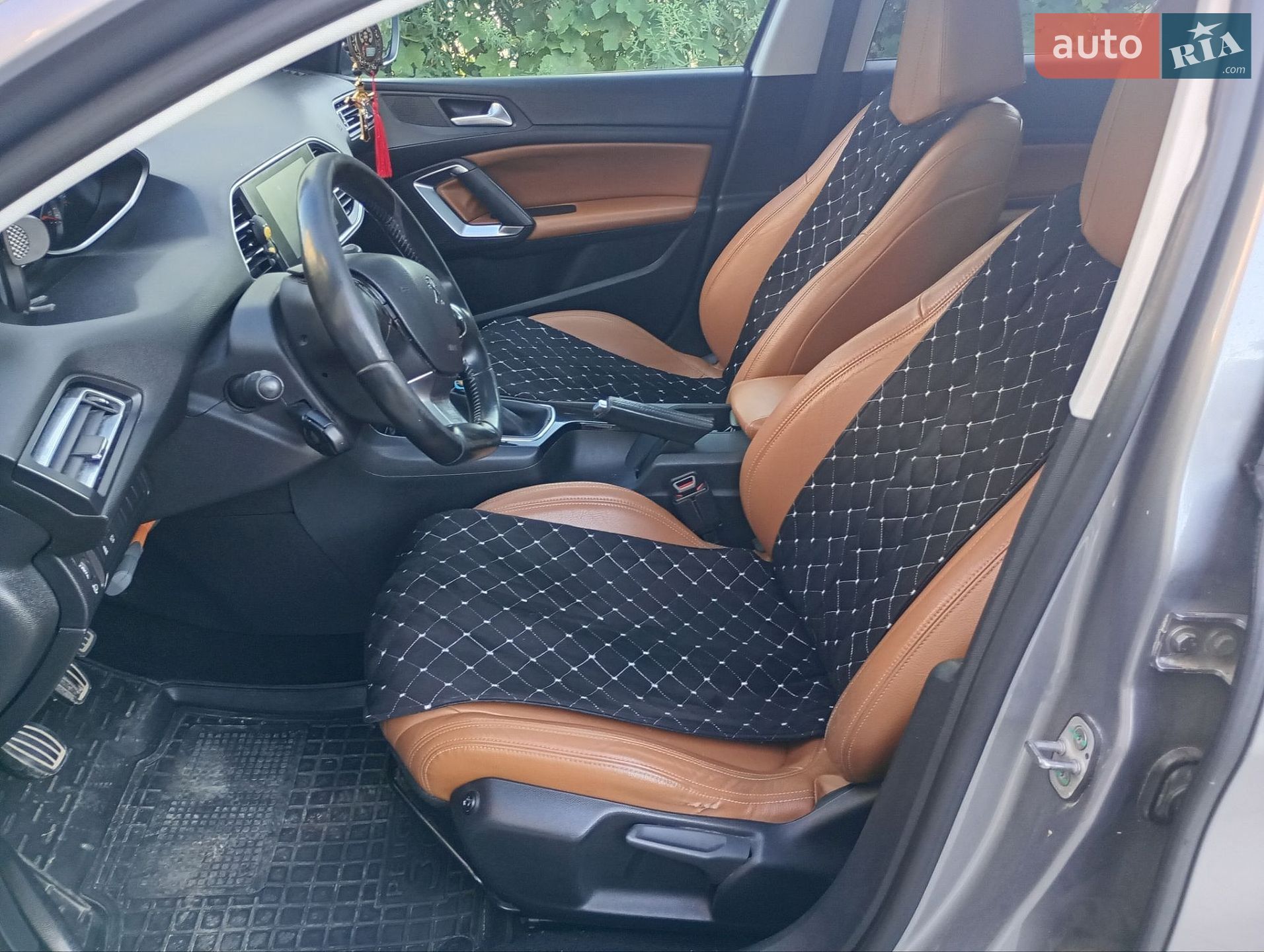 Peugeot 308 2015 VIN VF3LCBHZHFS335270 фото оголошення 2 з 10
