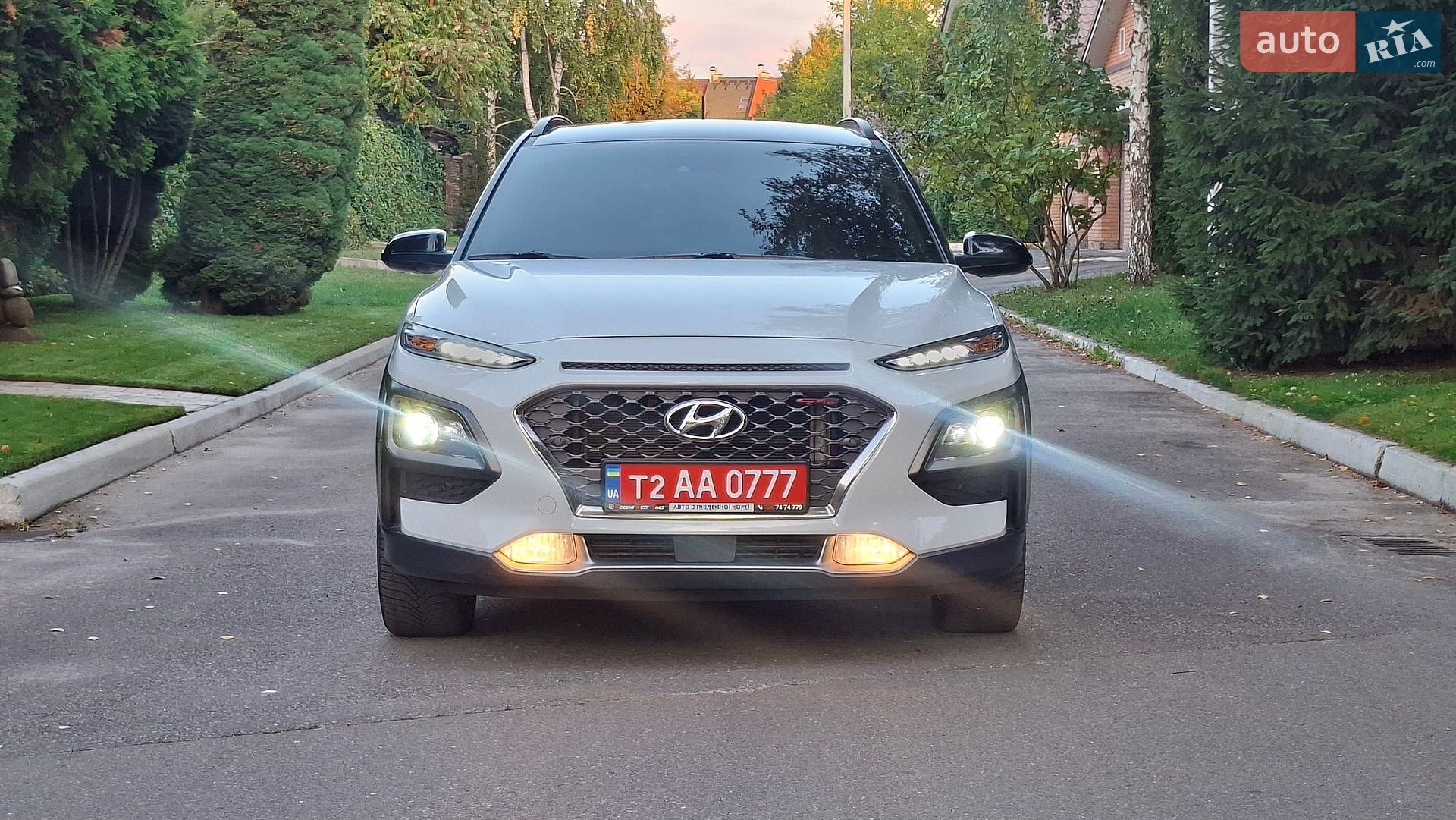Hyundai Kona 2017 VIN KMHK5816GJU055680 фото оголошення 2 з 172