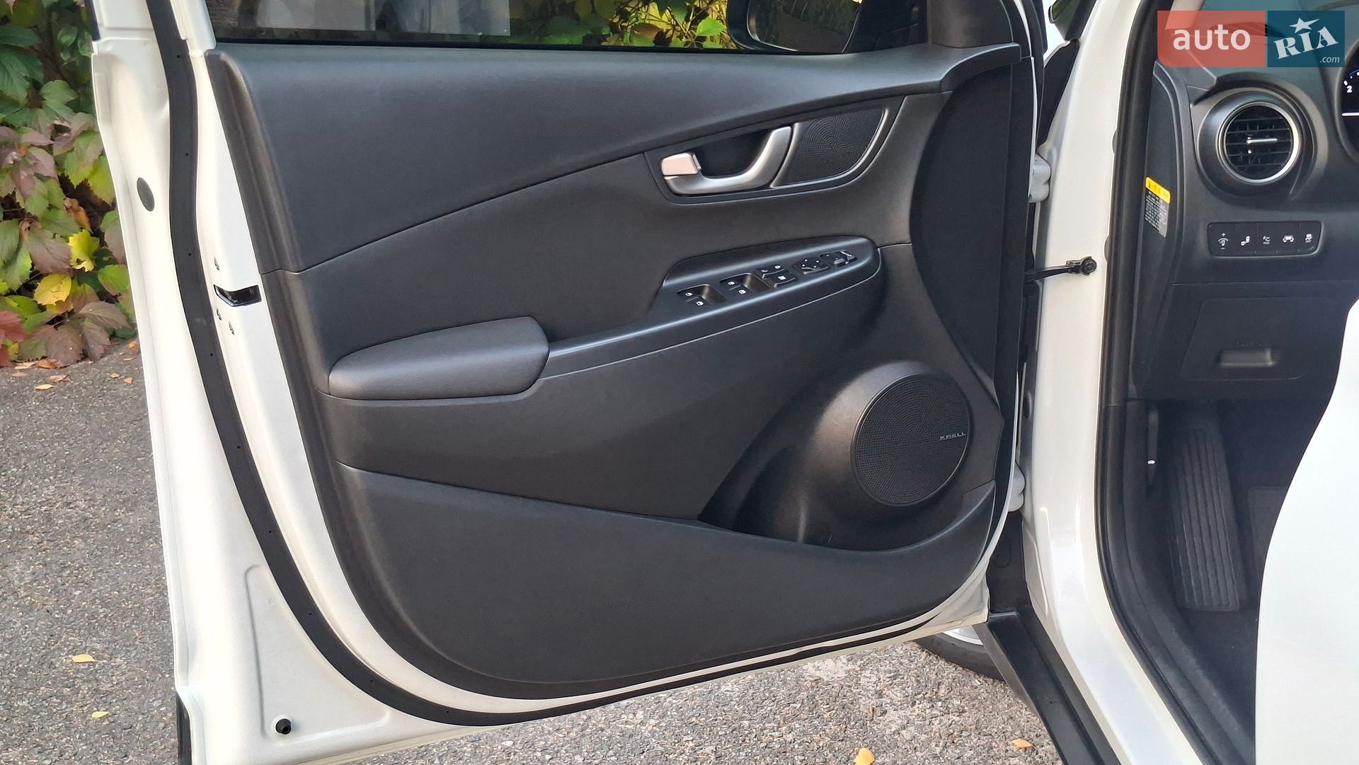 Hyundai Kona 2017 VIN KMHK5816GJU055680 фото оголошення 157 з 172