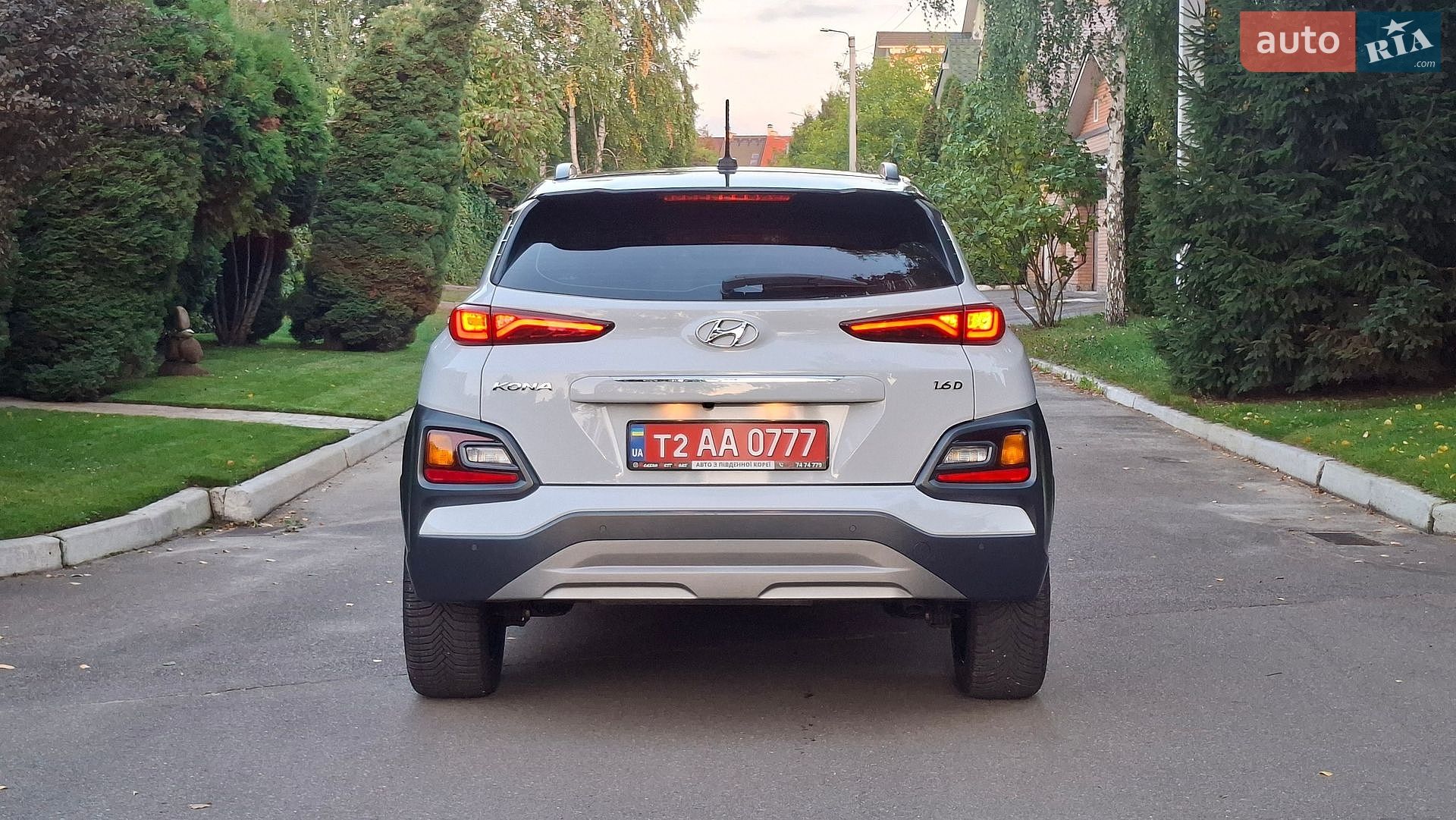 Hyundai Kona 2017 VIN KMHK5816GJU055680 фото оголошення 4 з 172