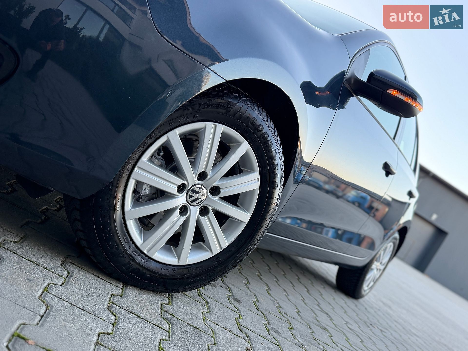 Volkswagen Golf 2012 VIN WVWZZZ1KZCP057684 фото оголошення 41 з 98