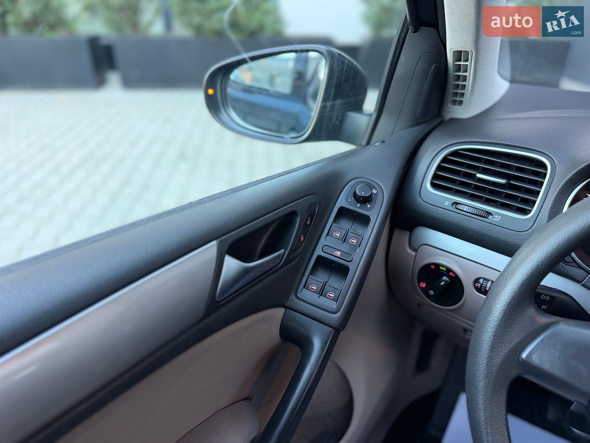 Volkswagen Golf 2012 VIN WVWZZZ1KZCP057684 фото оголошення 66 з 98