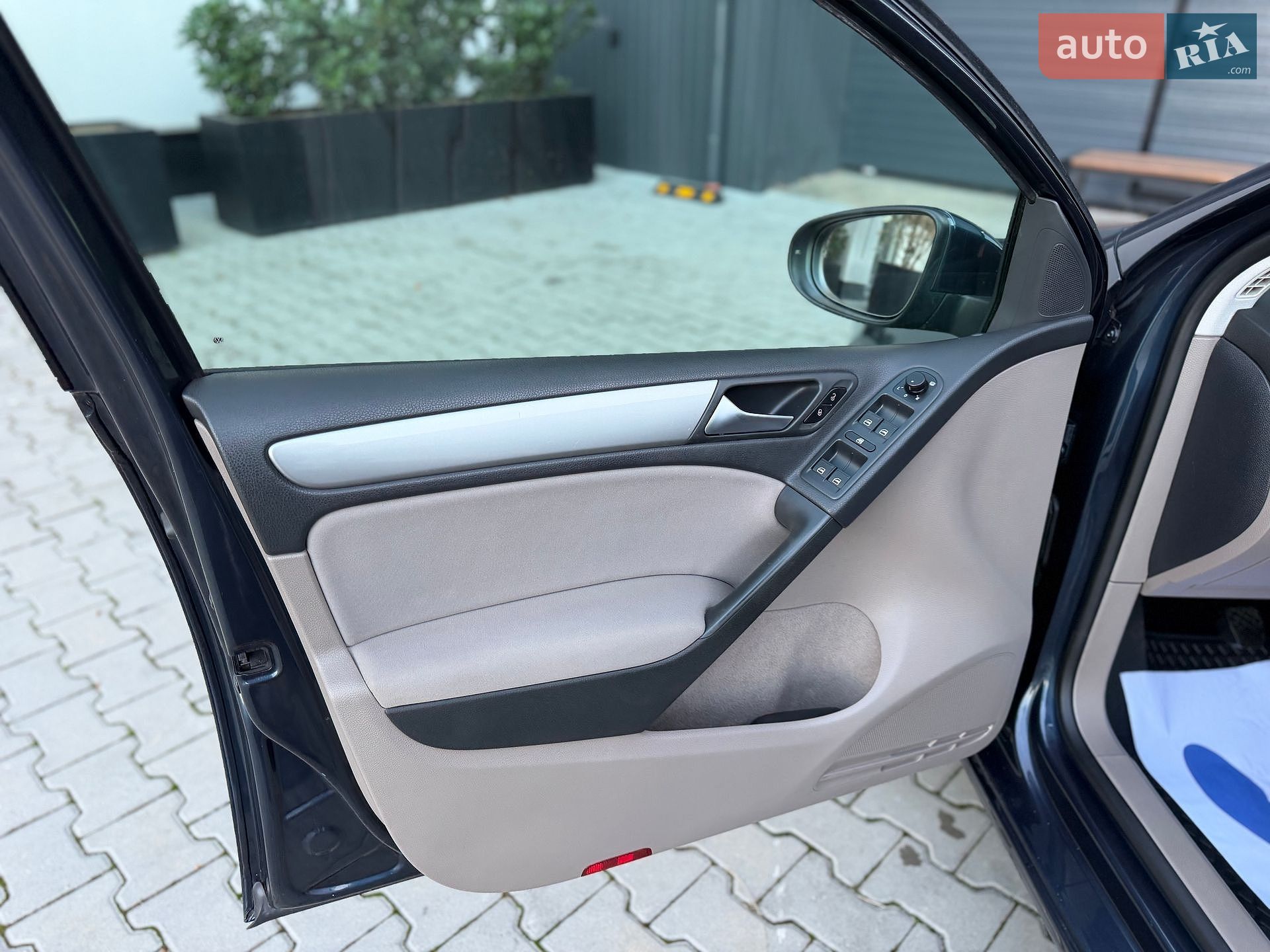 Volkswagen Golf 2012 VIN WVWZZZ1KZCP057684 фото оголошення 75 з 98