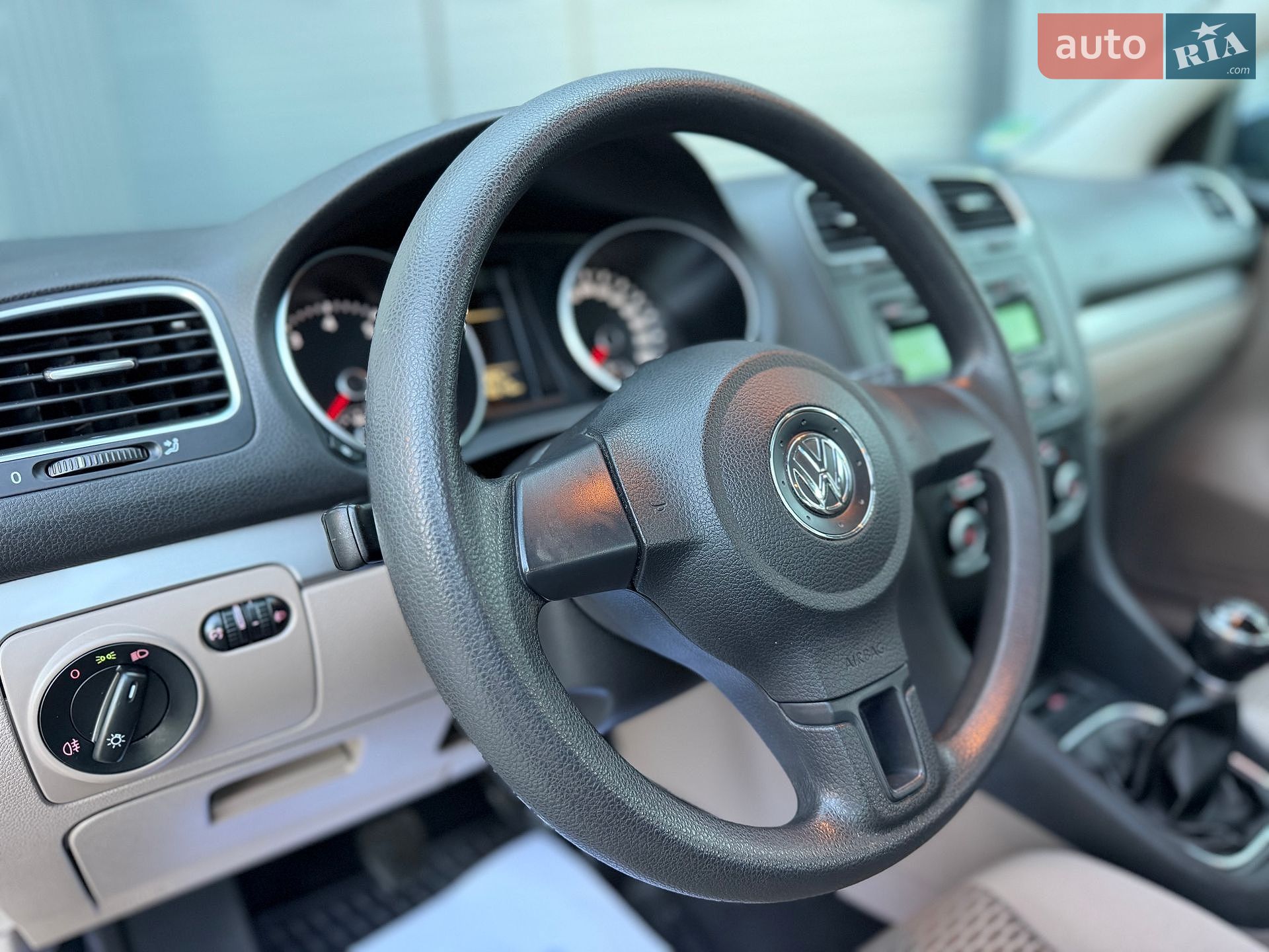 Volkswagen Golf 2012 VIN WVWZZZ1KZCP057684 фото оголошення 70 з 98
