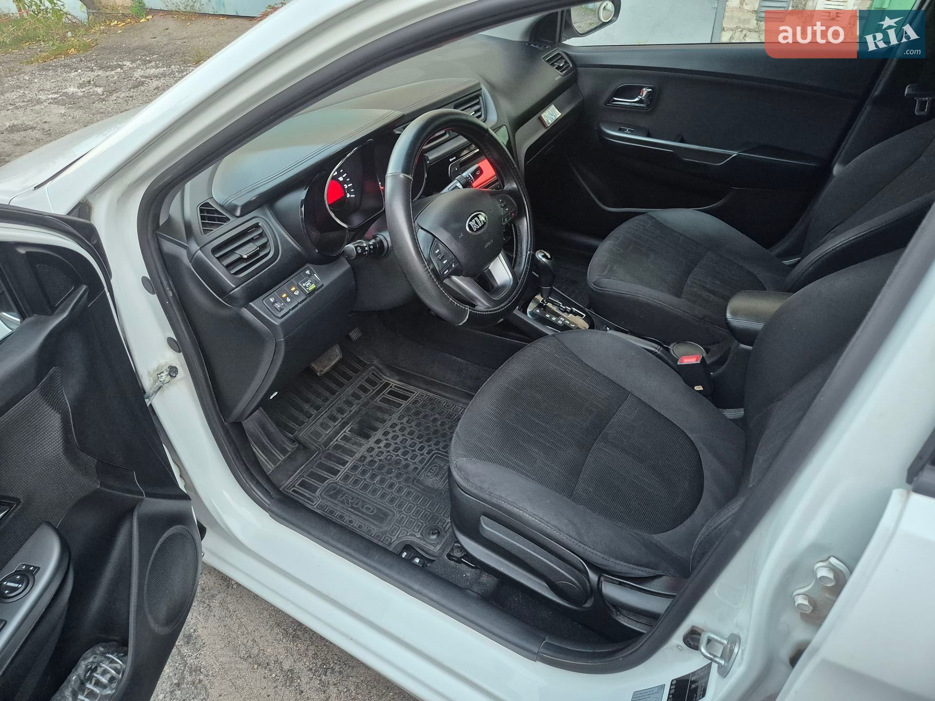 Kia Rio 2013 VIN Z94CC41BBER184582 фото оголошення 10 з 21