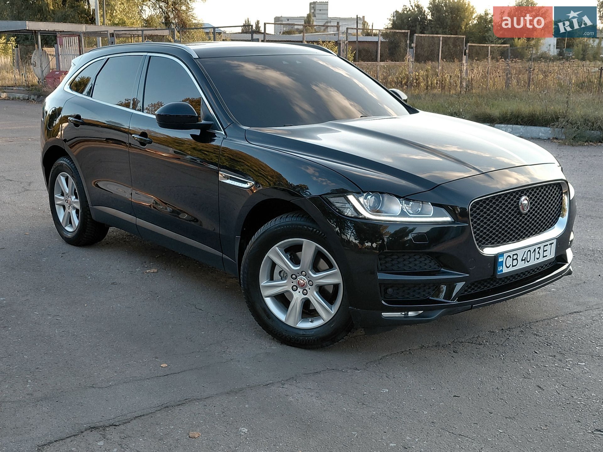 Jaguar F-Pace 2016 VIN SADCA2BN7HA068370 фото оголошення 2 з 41