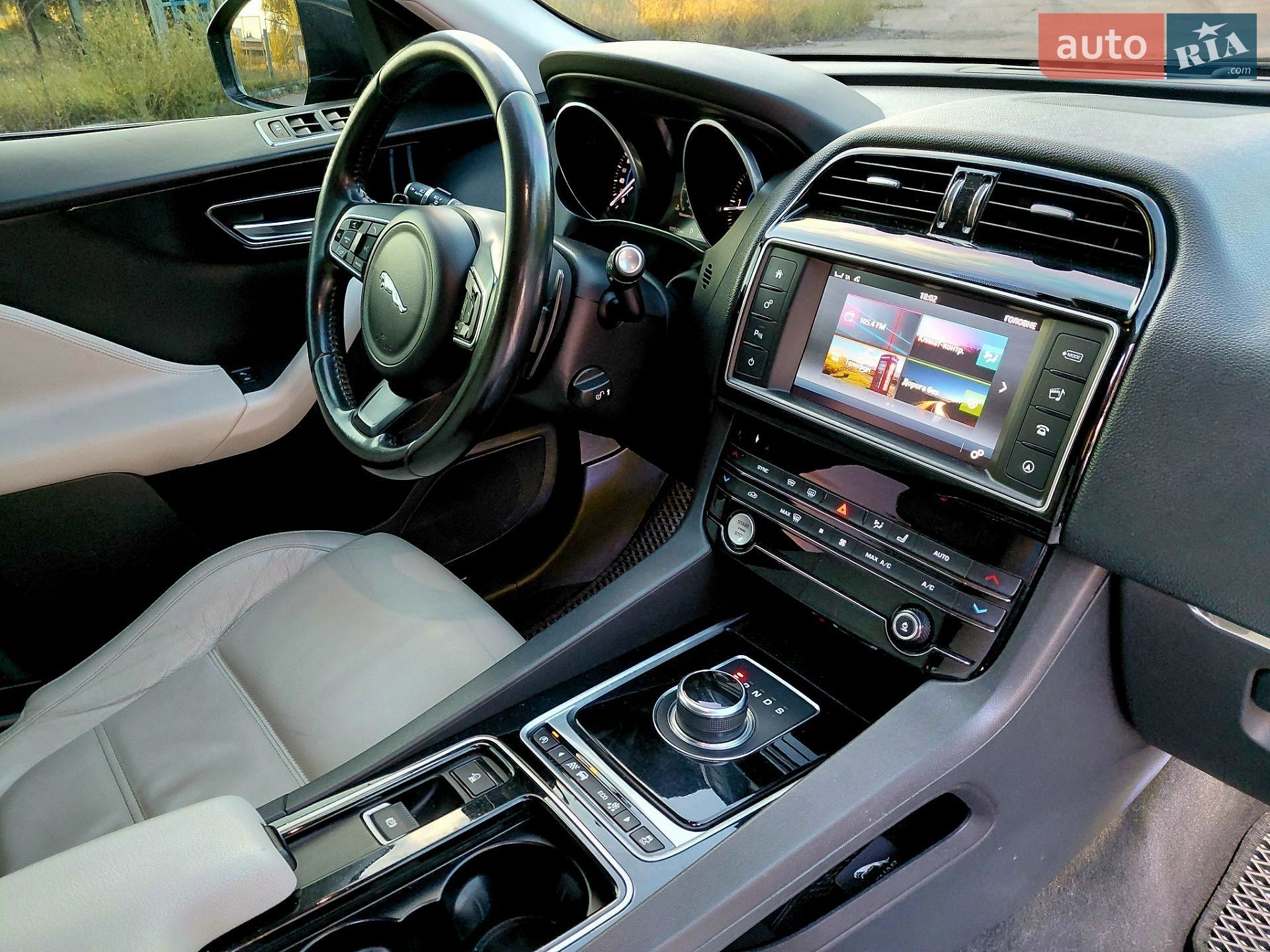 Jaguar F-Pace 2016 VIN SADCA2BN7HA068370 фото оголошення 32 з 41