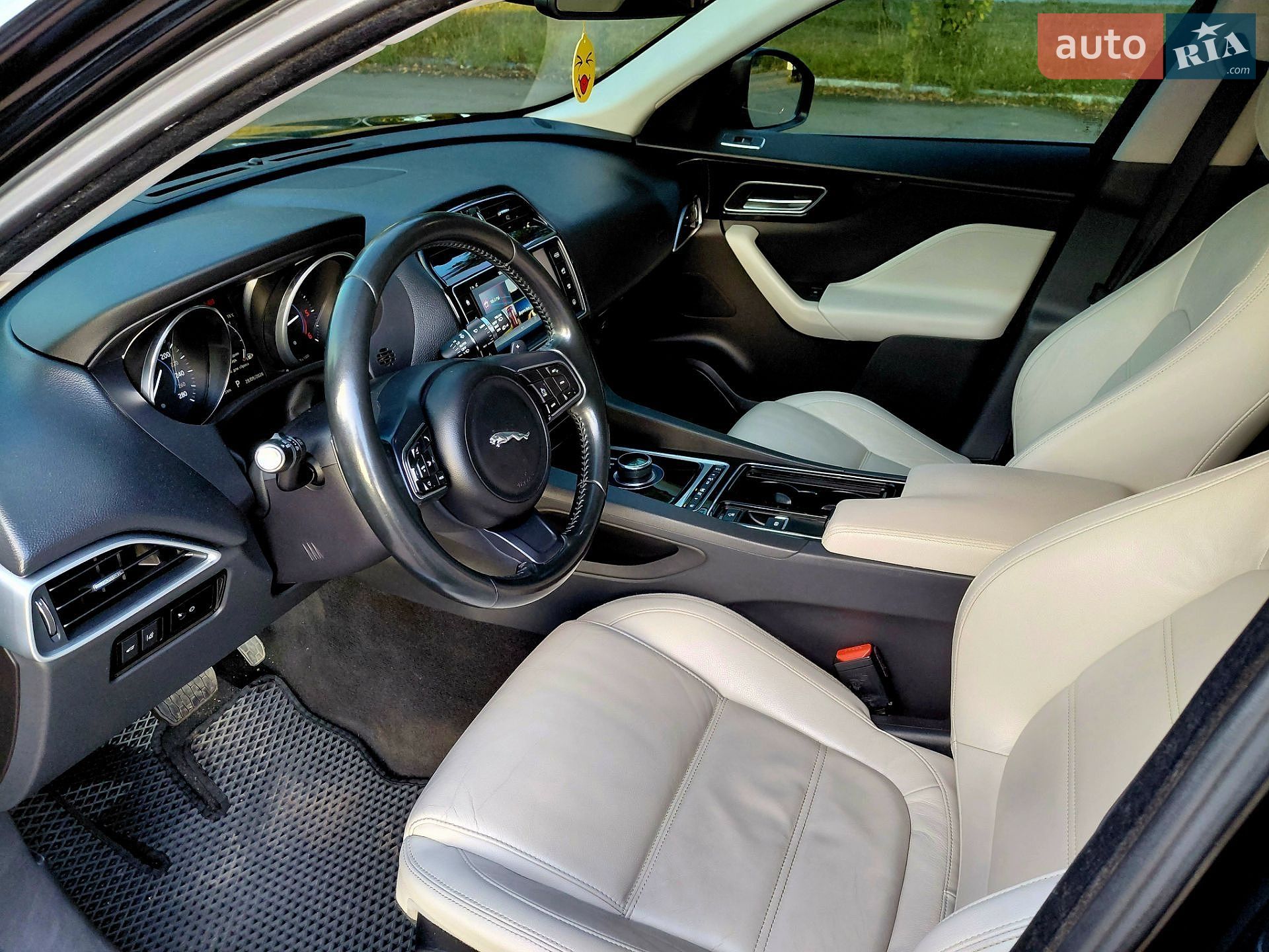 Jaguar F-Pace 2016 VIN SADCA2BN7HA068370 фото оголошення 38 з 41