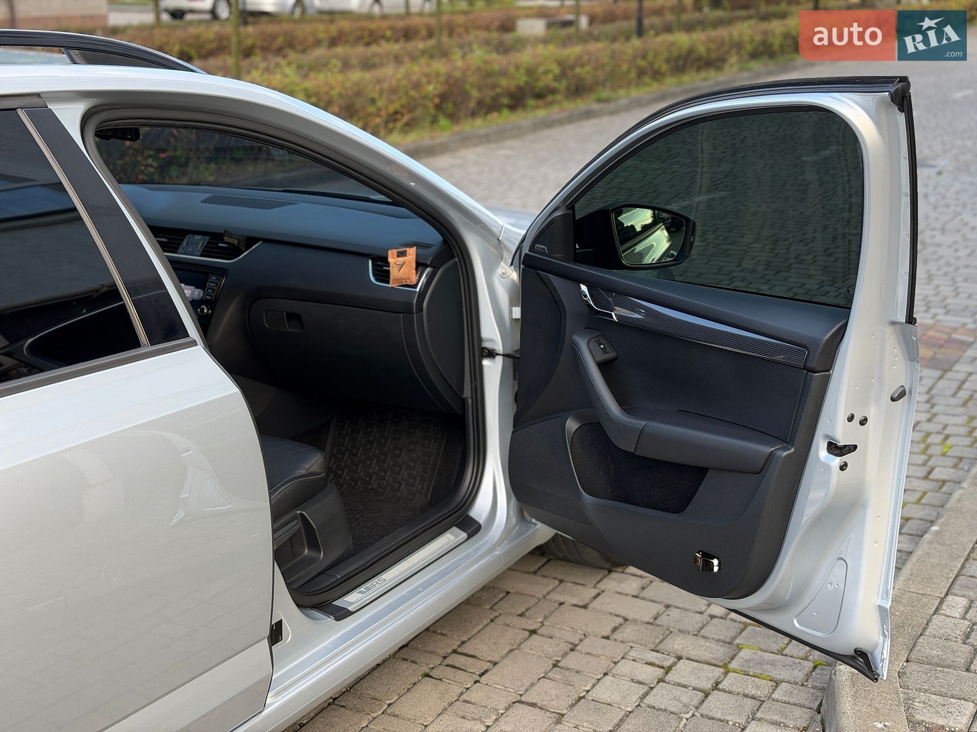 Skoda Octavia 2014 VIN TMBJK9NE6E0219785 фото оголошення 24 з 52