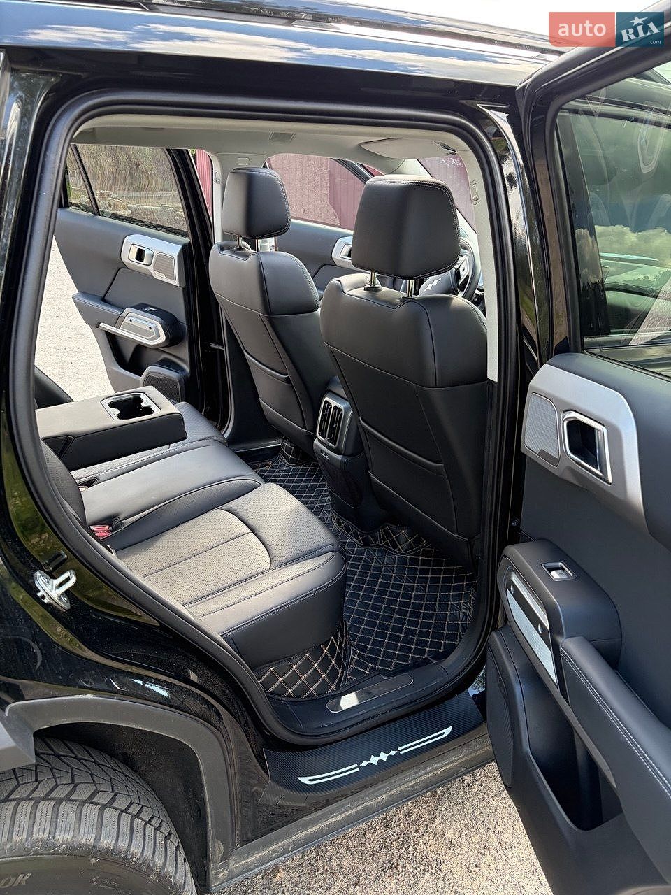 BYD Leopard 3 2025 VIN LGXFF4CD6S0829109 фото оголошення 18 з 29