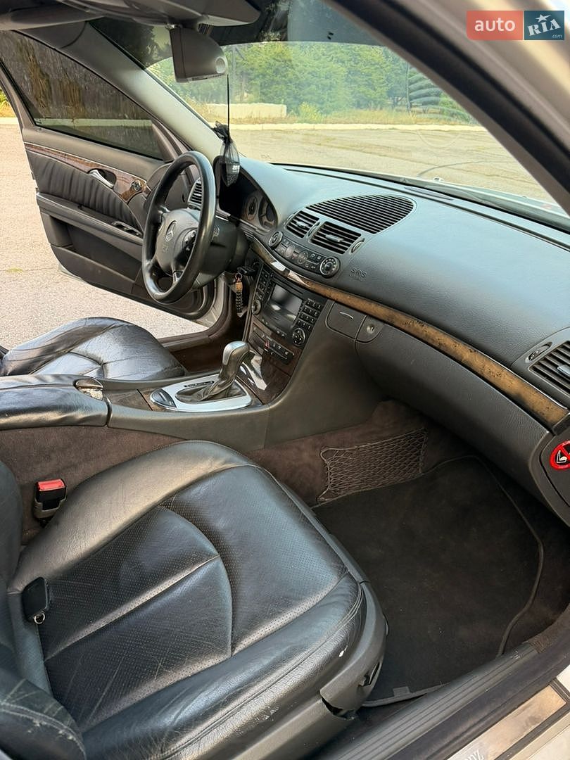 Mercedes-Benz E-Class 2004 VIN WDB2110161A578074 фото оголошення 13 з 15