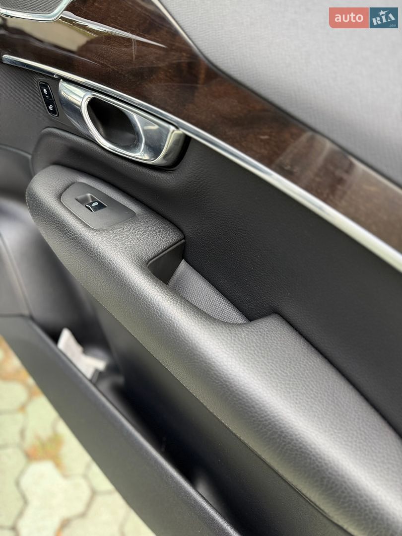 Volvo XC90 2015 VIN YV4A22PK9G1033372 фото оголошення 42 з 98