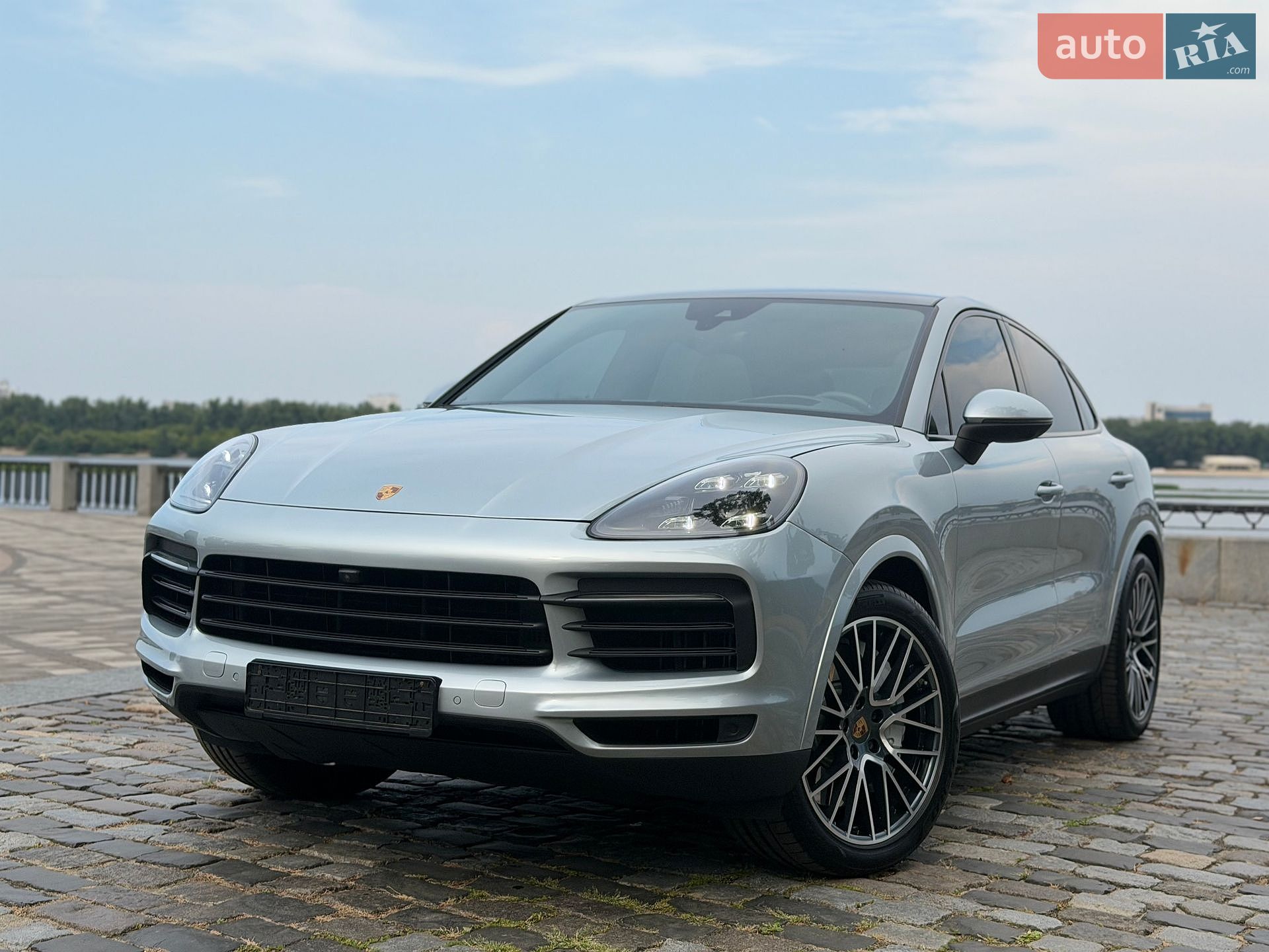 Porsche Cayenne Coupe 2019 VIN WP1ZZZ9YZLDA78278 фото оголошення 12 з 76