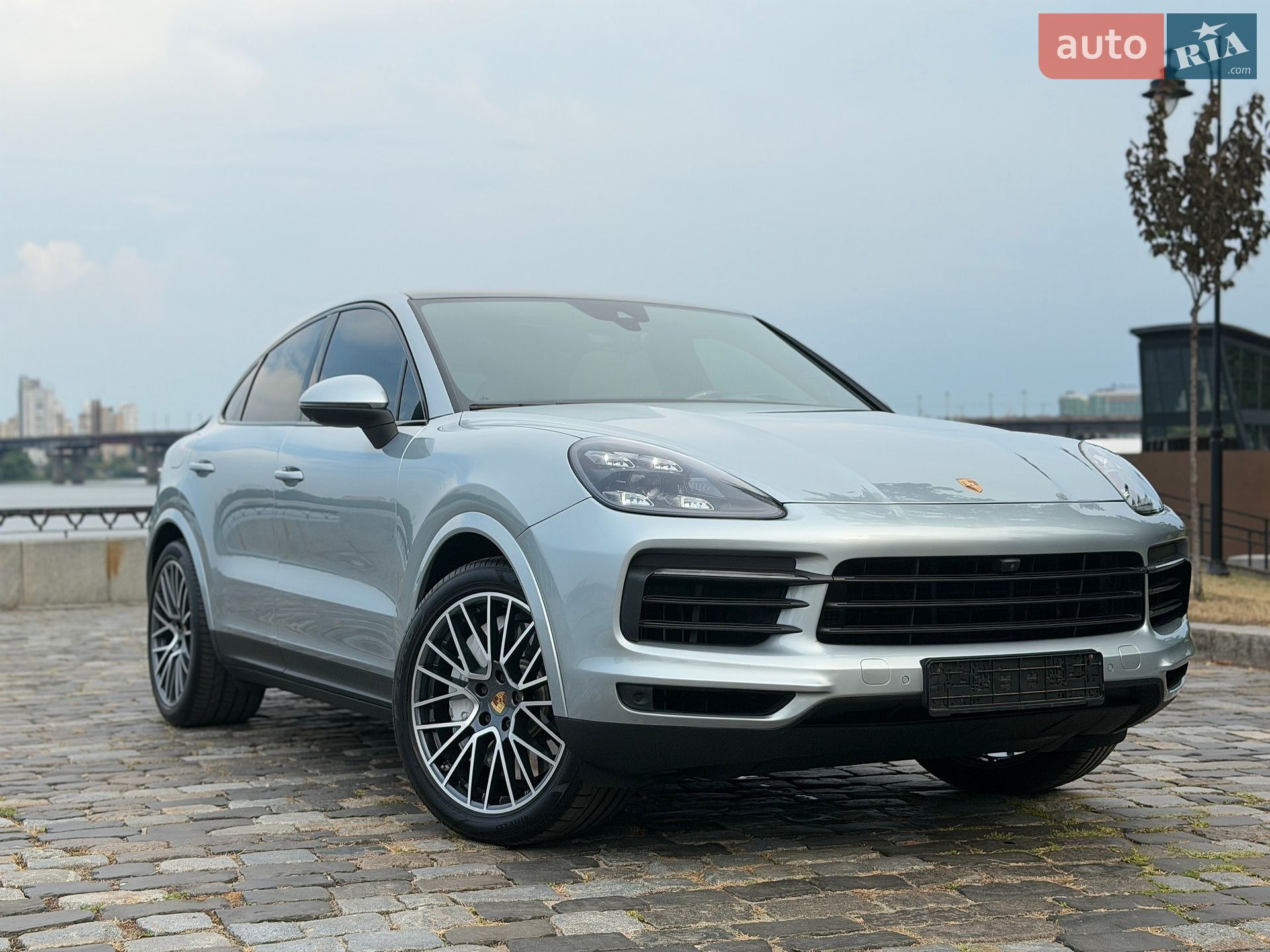 Porsche Cayenne Coupe 2019 VIN WP1ZZZ9YZLDA78278 фото оголошення 2 з 76