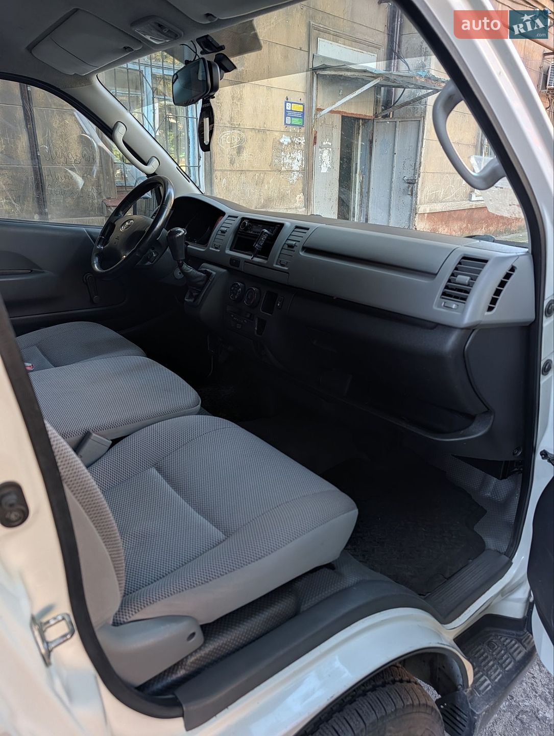 Toyota Hiace 2006 VIN JTGJX02P060006712 фото оголошення 16 з 27