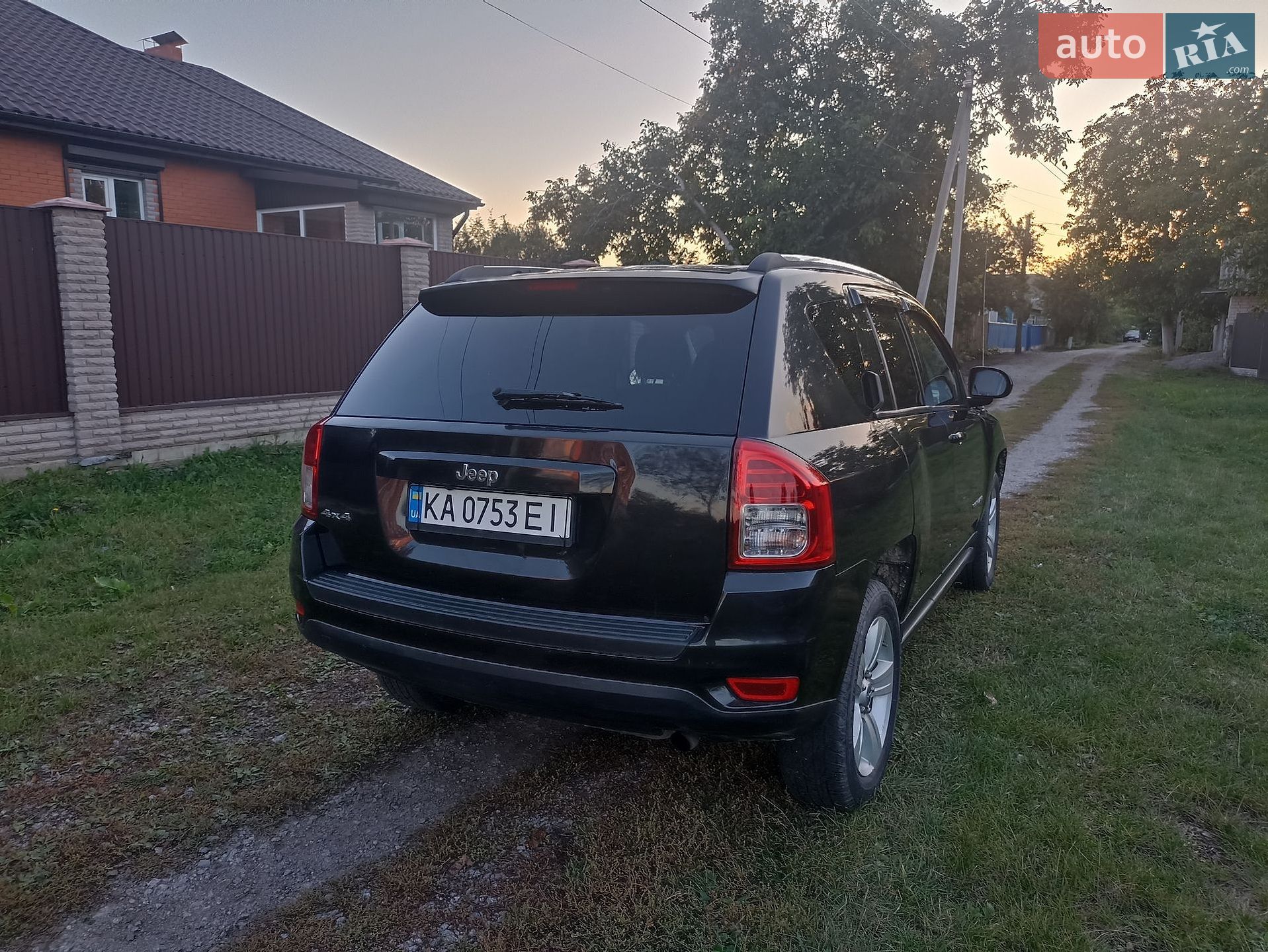 Jeep Compass 2011 VIN 1J4NF1FB8BD167232 фото оголошення 7 з 10