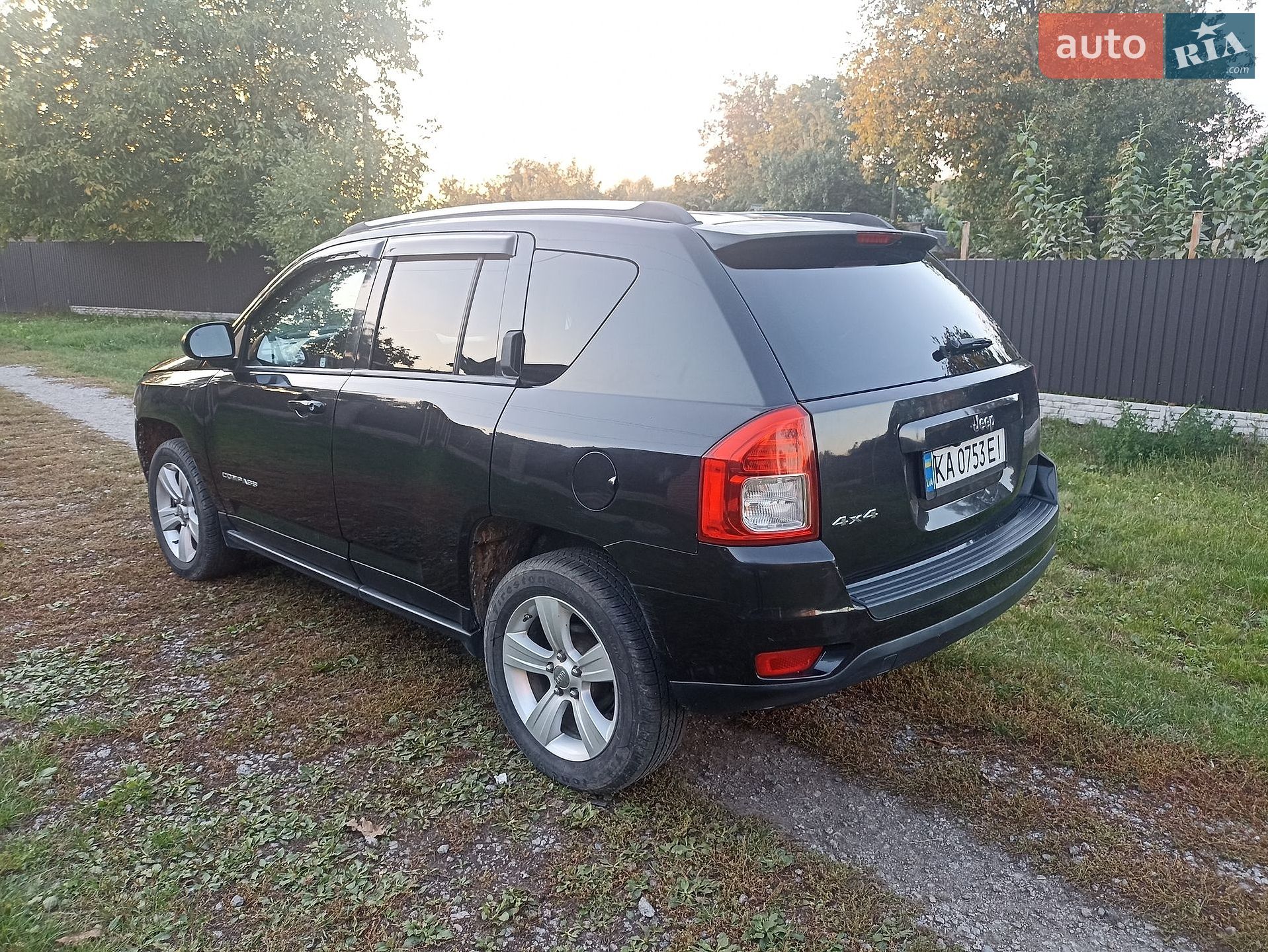 Jeep Compass 2011 VIN 1J4NF1FB8BD167232 фото оголошення 5 з 10