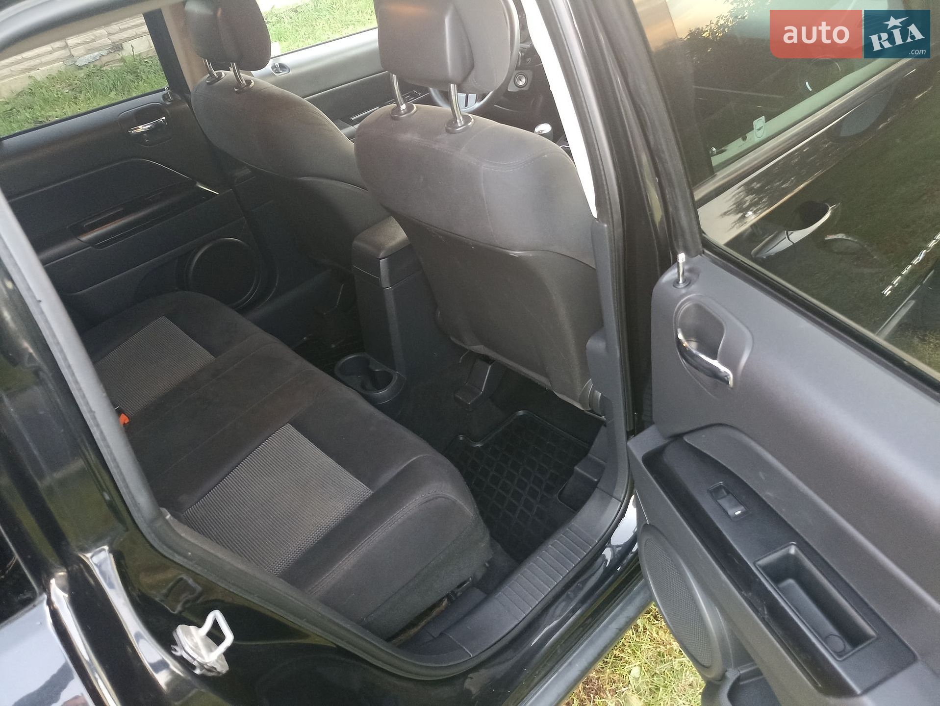 Jeep Compass 2011 VIN 1J4NF1FB8BD167232 фото оголошення 6 з 10