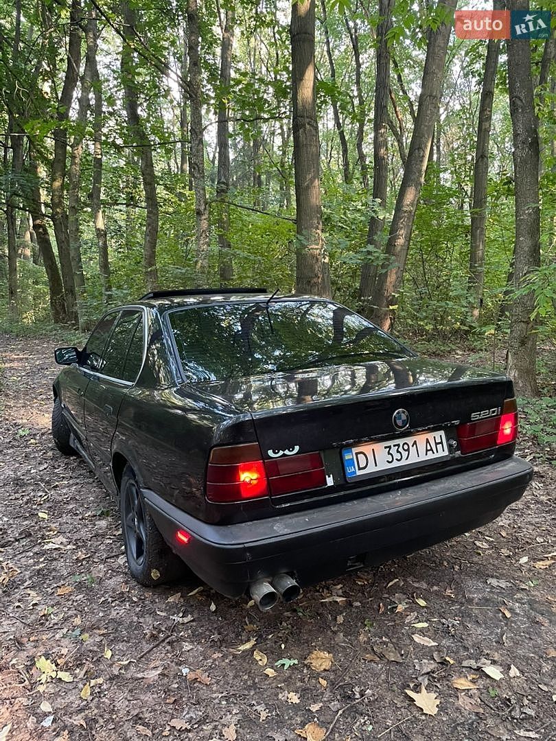 BMW 5 Series 1994 VIN WBAHB51030GH08632 фото оголошення 8 з 12