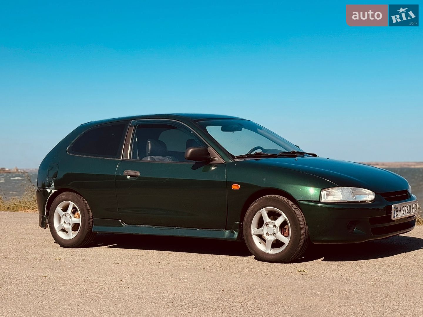 Mitsubishi Colt 2000 VIN JMBMNCJ1AYU001174 фото оголошення 3 з 23