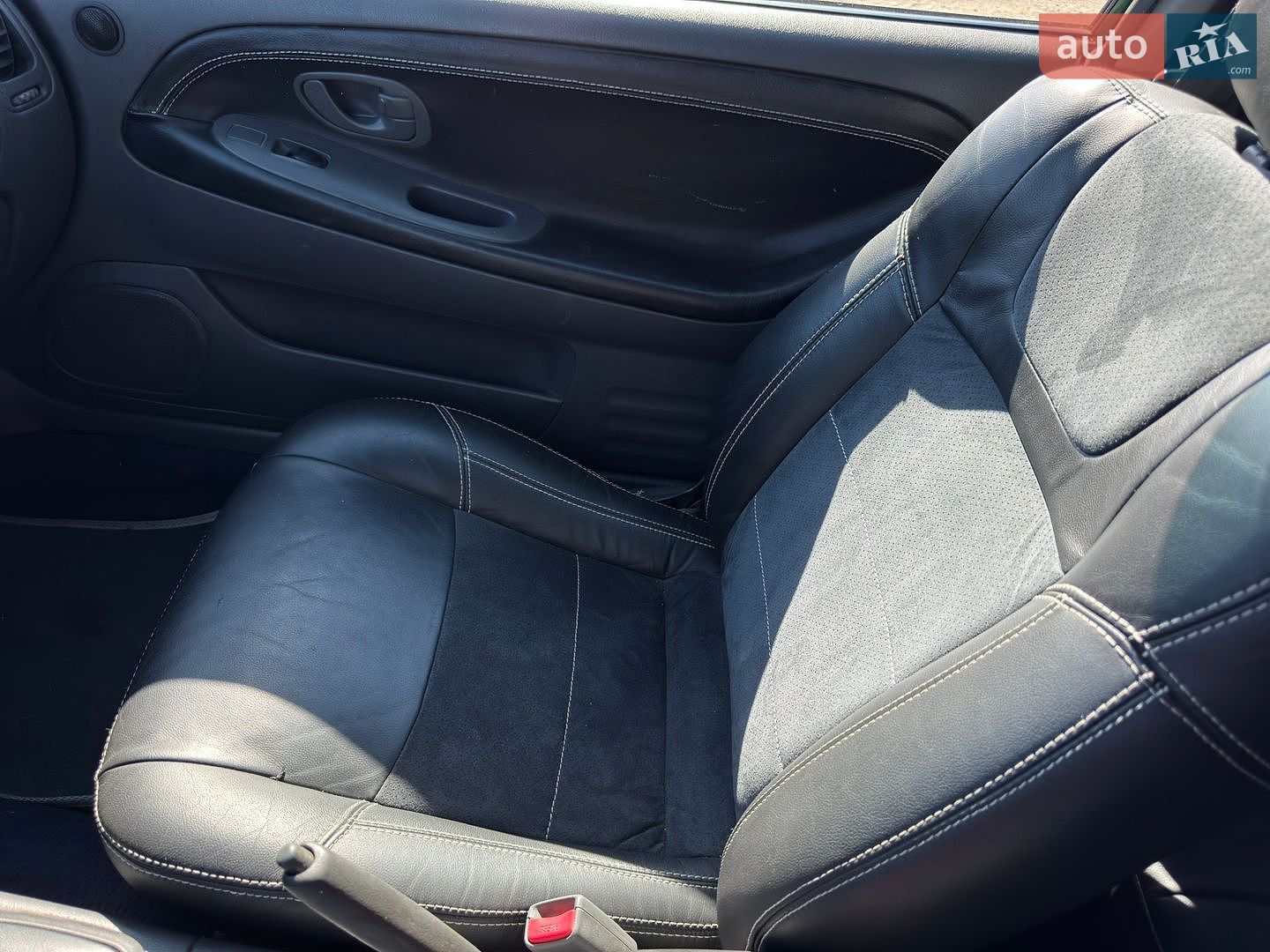 Mitsubishi Colt 2000 VIN JMBMNCJ1AYU001174 фото оголошення 15 з 23