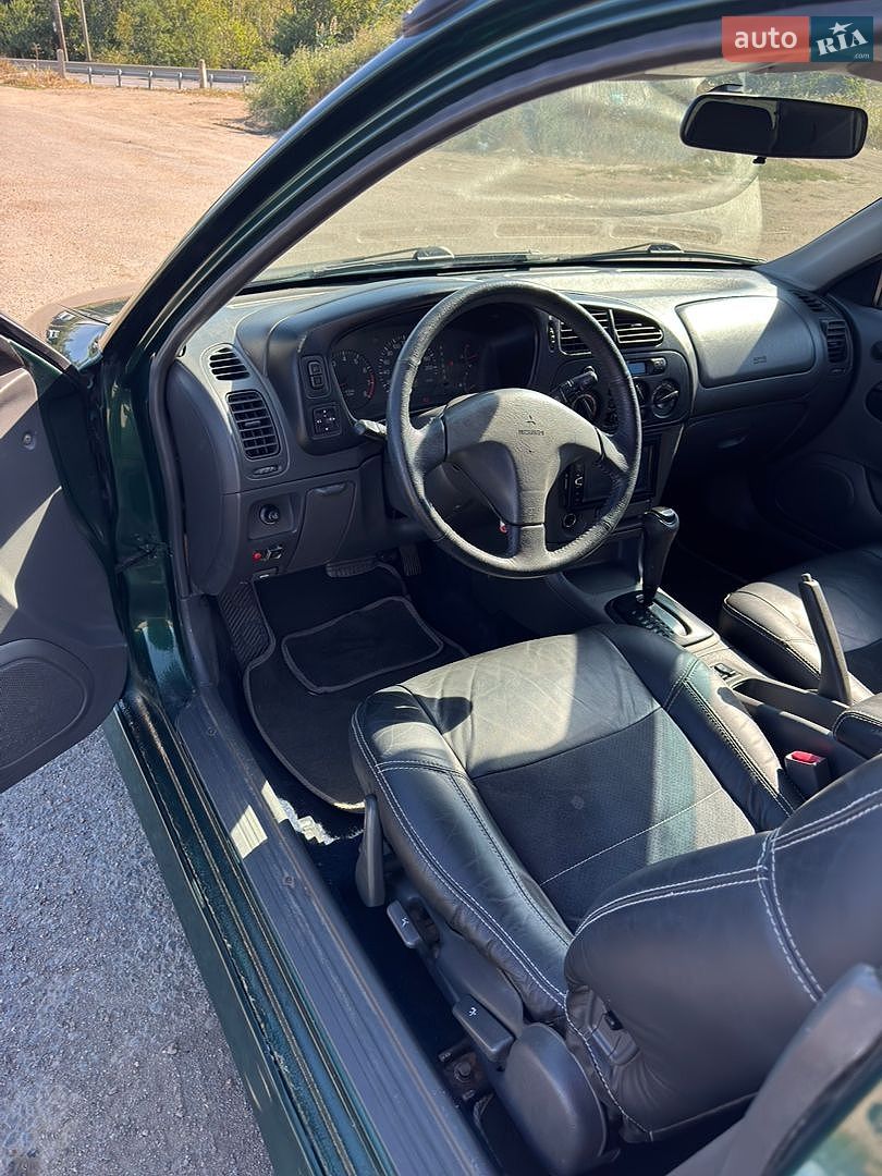 Mitsubishi Colt 2000 VIN JMBMNCJ1AYU001174 фото оголошення 16 з 23