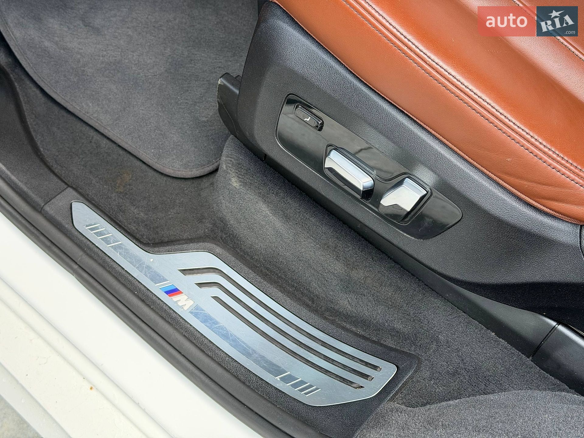 BMW X7 2019 VIN 5UXCW2C50KL081306 фото оголошення 36 з 53
