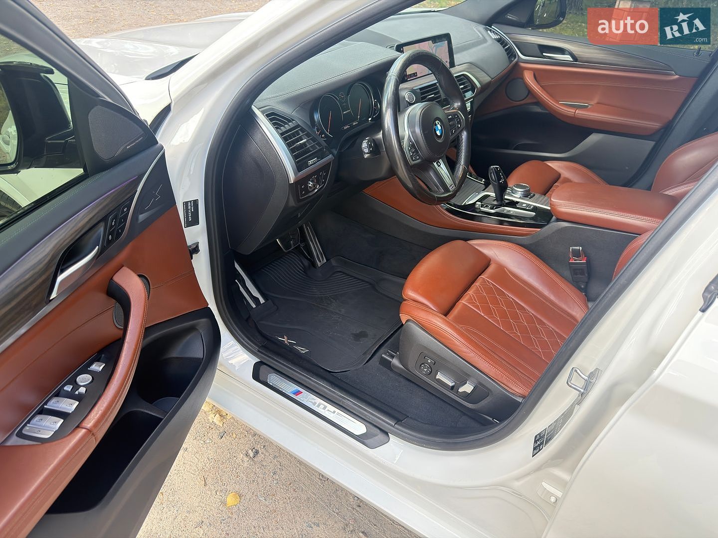 BMW X4 2018 VIN WBAVJ71010LH70765 фото оголошення 10 з 26