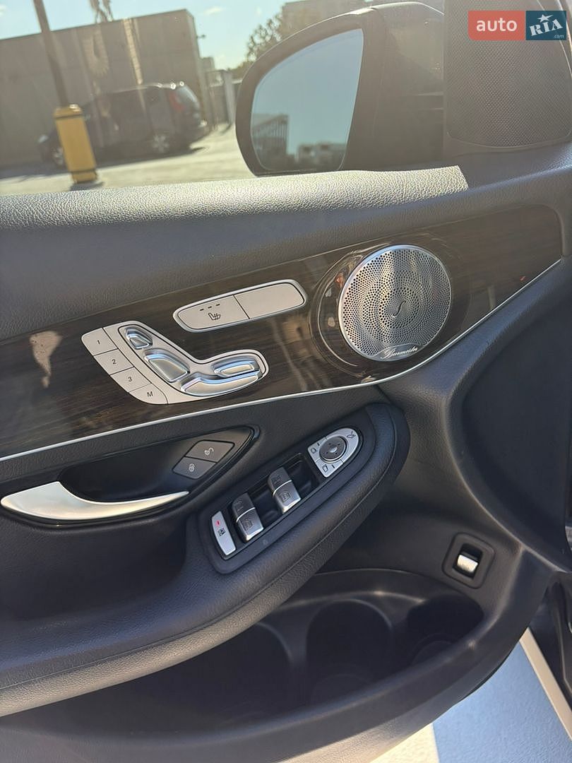 Mercedes-Benz GLC-Class 2016 VIN WDC0G4KB9HF141413 фото оголошення 32 з 35