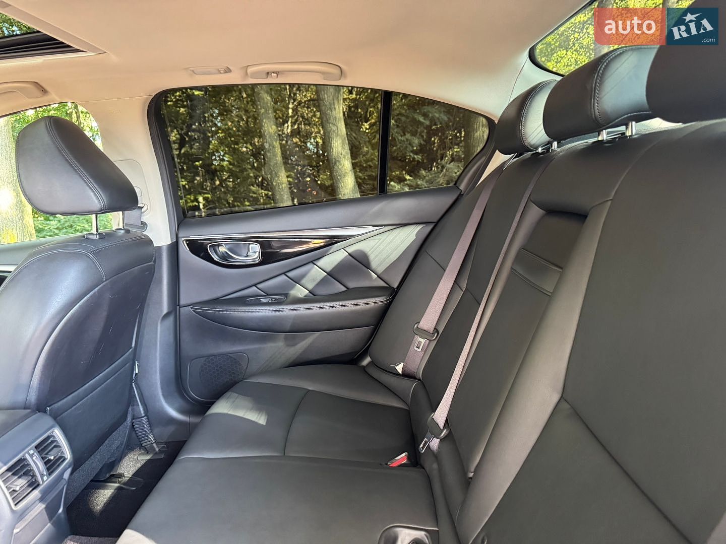 Infiniti Q50 2017 VIN JN1EV7AR6JM443215 фото оголошення 35 з 106